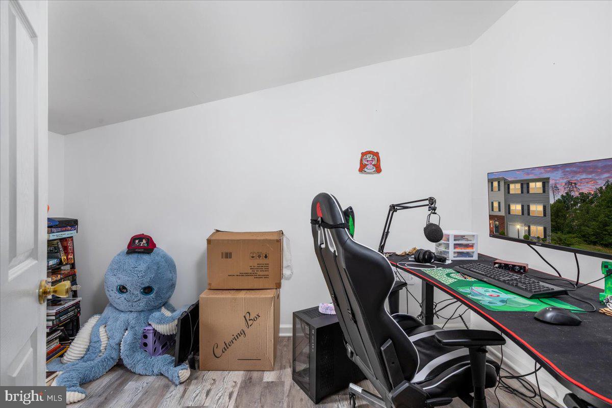 79 BENTONVILLE RD, BENTONVILLE, Virginia 22610, 3 Bedrooms Bedrooms, ,2 BathroomsBathrooms,Residential,For sale,79 BENTONVILLE RD,VAWR2011746 MLS # VAWR2011746