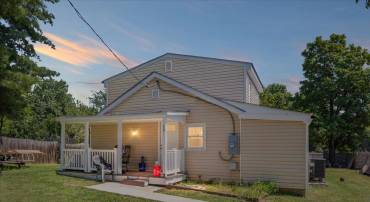 79 BENTONVILLE RD, BENTONVILLE, Virginia 22610, 3 Bedrooms Bedrooms, ,2 BathroomsBathrooms,Residential,For sale,79 BENTONVILLE RD,VAWR2011746 MLS # VAWR2011746