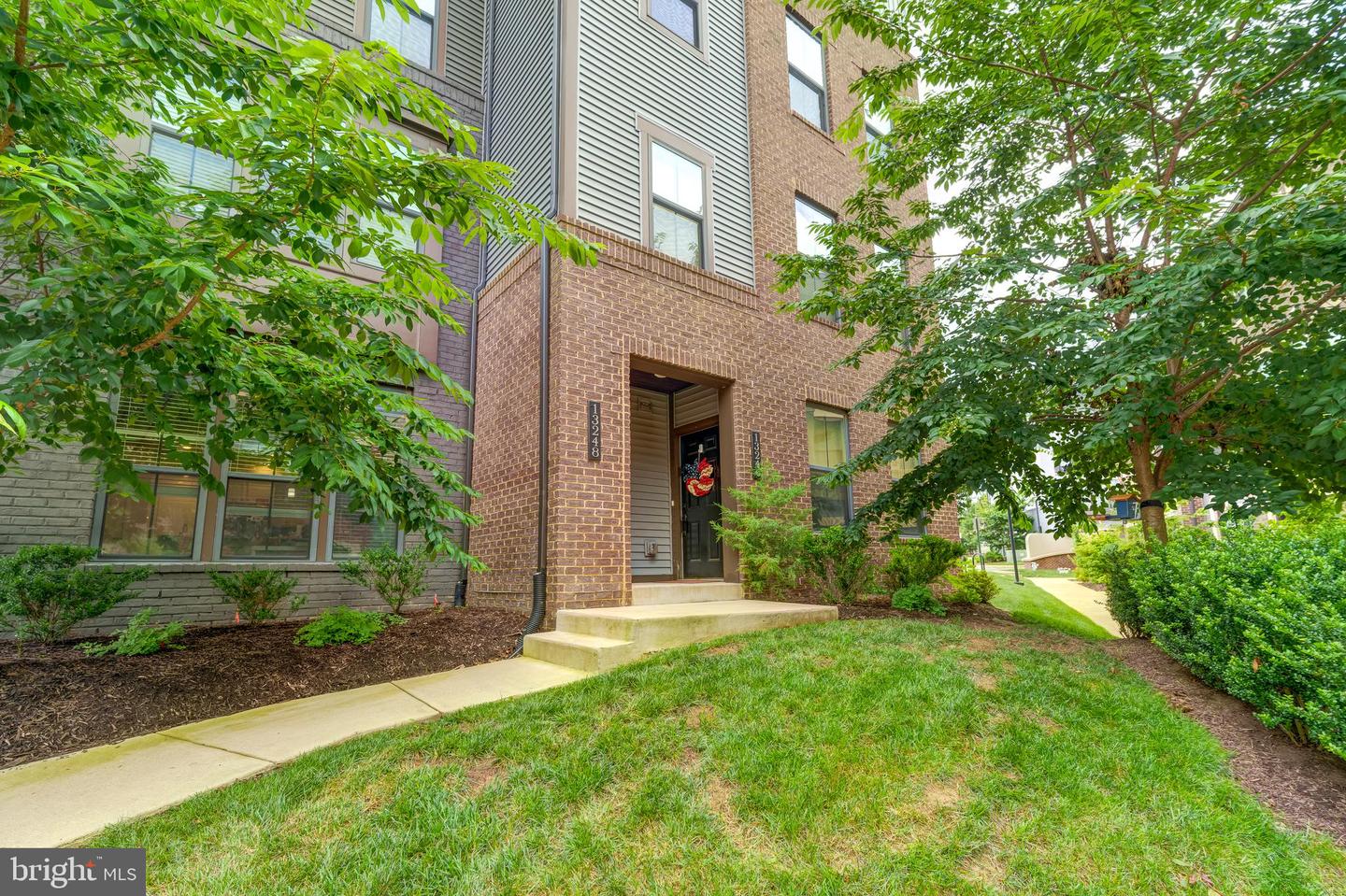13248 LAKE WOODLAND WAY #5B, HERNDON, Virginia 20171, 3 Bedrooms Bedrooms, ,2 BathroomsBathrooms,Residential,For sale,13248 LAKE WOODLAND WAY #5B,VAFX2256532 MLS # VAFX2256532