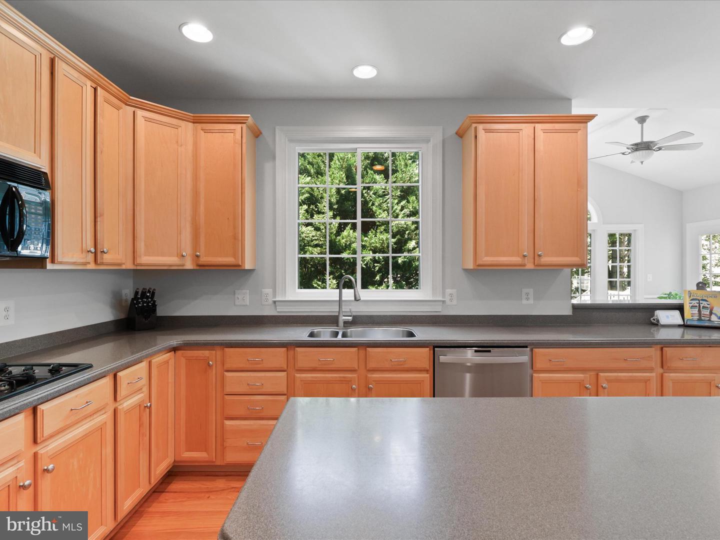 14008 GARROW CT, BRISTOW, Virginia 20136, 5 Bedrooms Bedrooms, 10 Rooms Rooms,4 BathroomsBathrooms,Residential,For sale,14008 GARROW CT,VAPW2099646 MLS # VAPW2099646
