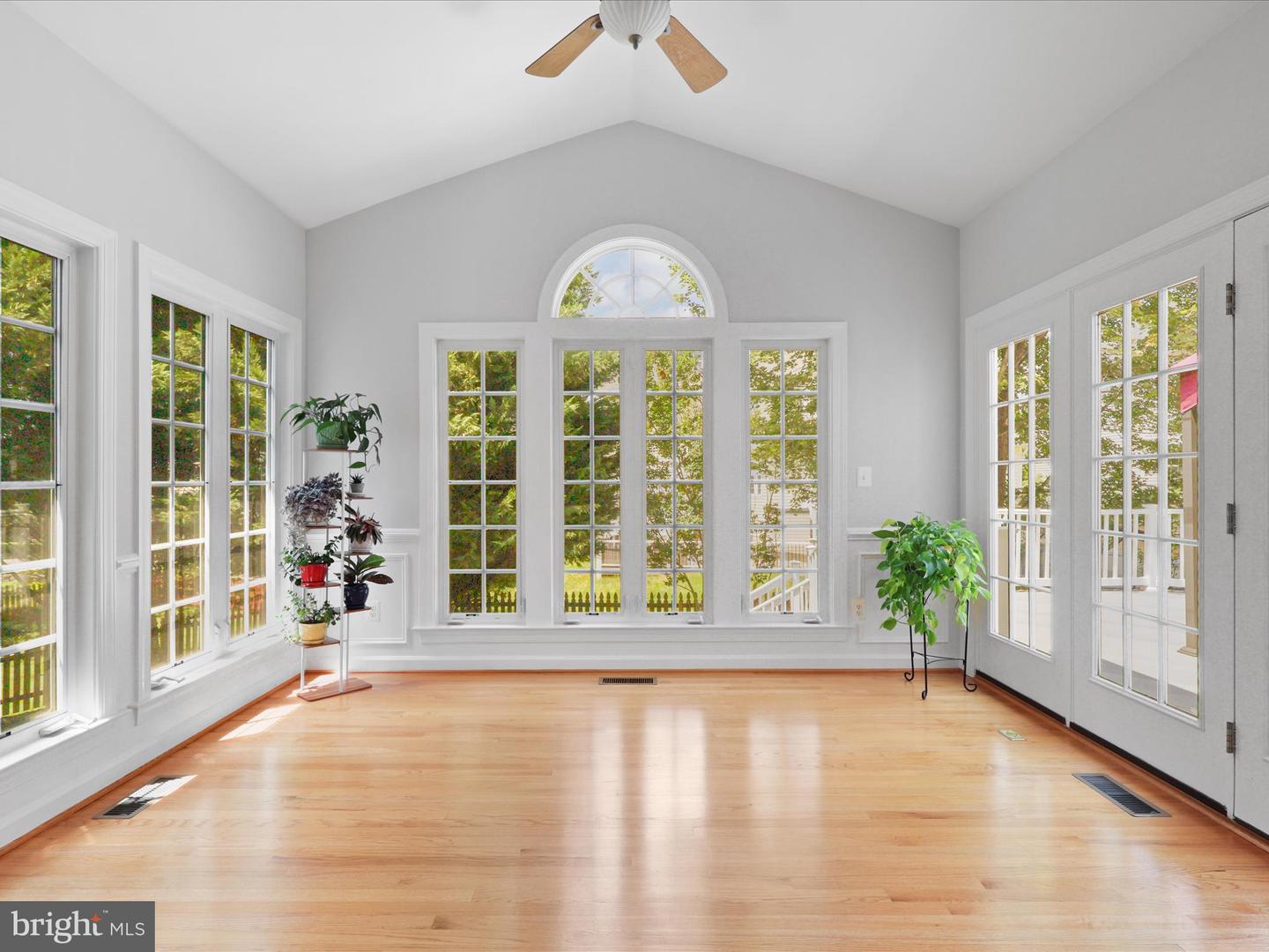 14008 GARROW CT, BRISTOW, Virginia 20136, 5 Bedrooms Bedrooms, 10 Rooms Rooms,4 BathroomsBathrooms,Residential,For sale,14008 GARROW CT,VAPW2099646 MLS # VAPW2099646
