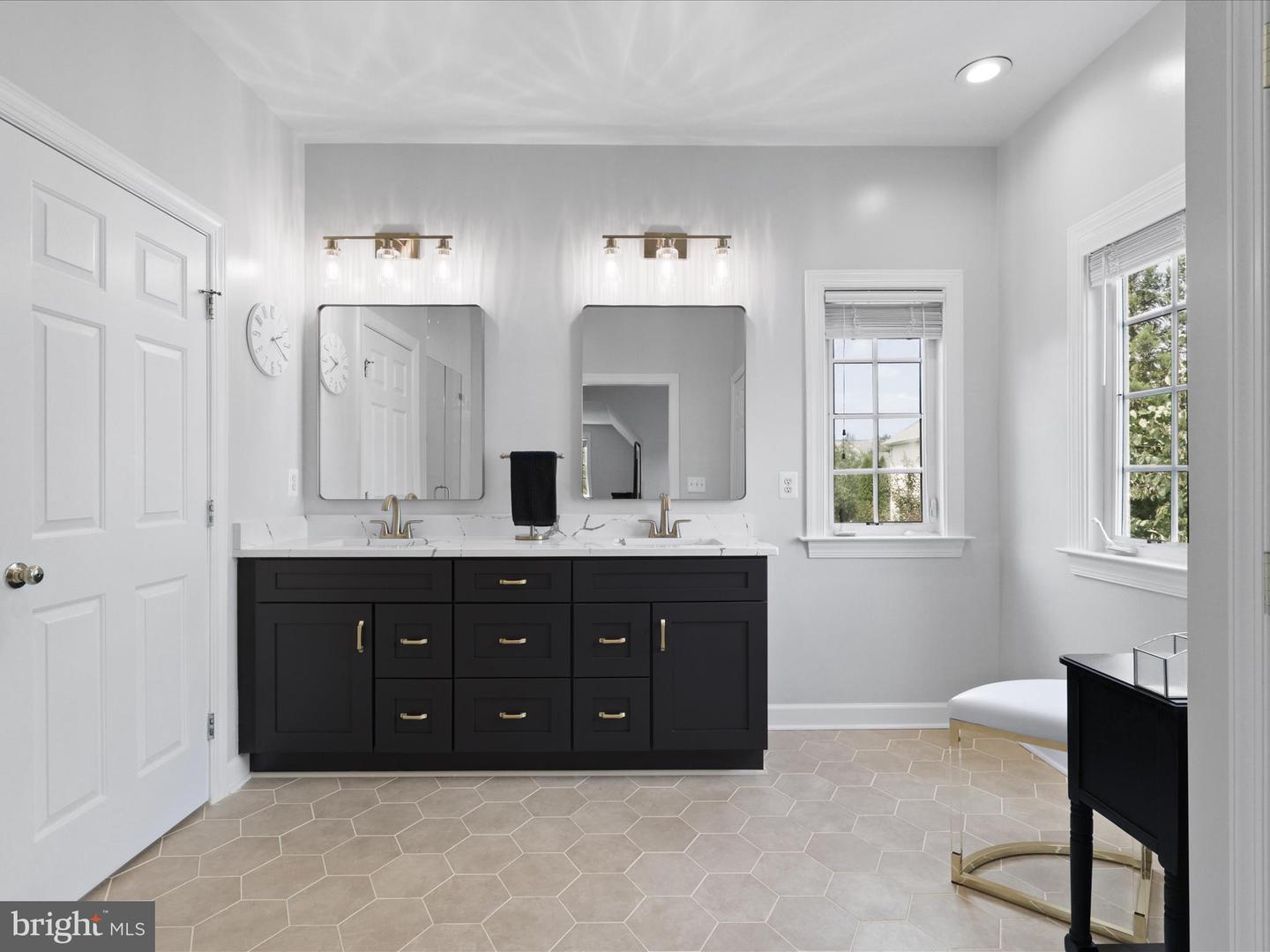 14008 GARROW CT, BRISTOW, Virginia 20136, 5 Bedrooms Bedrooms, 10 Rooms Rooms,4 BathroomsBathrooms,Residential,For sale,14008 GARROW CT,VAPW2099646 MLS # VAPW2099646