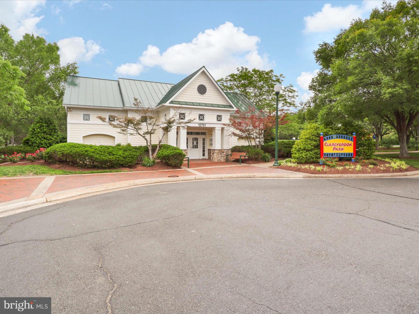 14008 GARROW CT, BRISTOW, Virginia 20136, 5 Bedrooms Bedrooms, 10 Rooms Rooms,4 BathroomsBathrooms,Residential,For sale,14008 GARROW CT,VAPW2099646 MLS # VAPW2099646