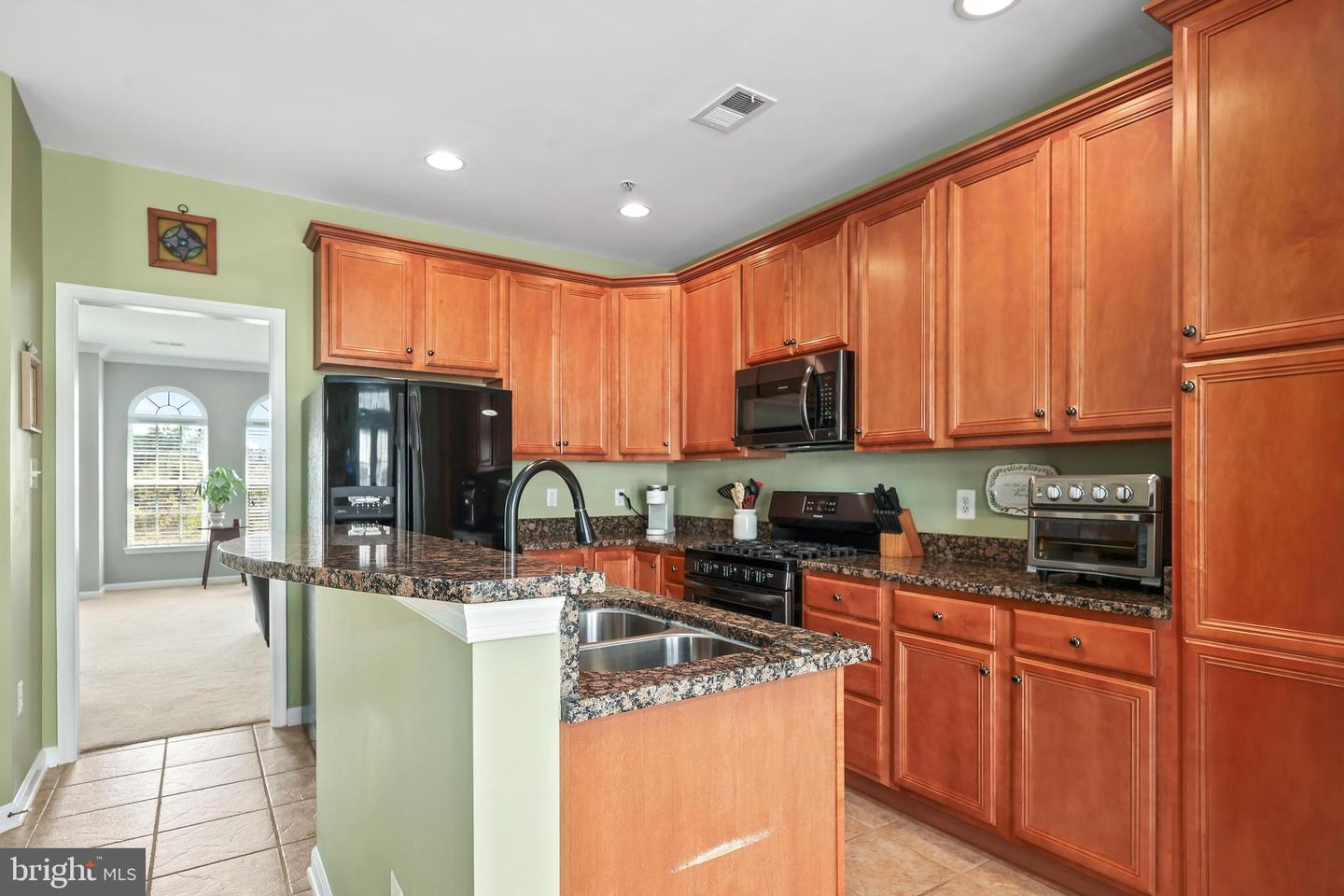 7119 LITTLE THAMES DR, GAINESVILLE, Virginia 20155, 3 Bedrooms Bedrooms, ,2 BathroomsBathrooms,Residential,For sale,7119 LITTLE THAMES DR,VAPW2099650 MLS # VAPW2099650