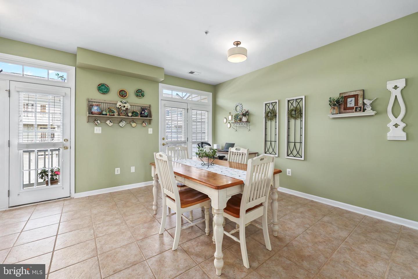7119 LITTLE THAMES DR, GAINESVILLE, Virginia 20155, 3 Bedrooms Bedrooms, ,2 BathroomsBathrooms,Residential,For sale,7119 LITTLE THAMES DR,VAPW2099650 MLS # VAPW2099650