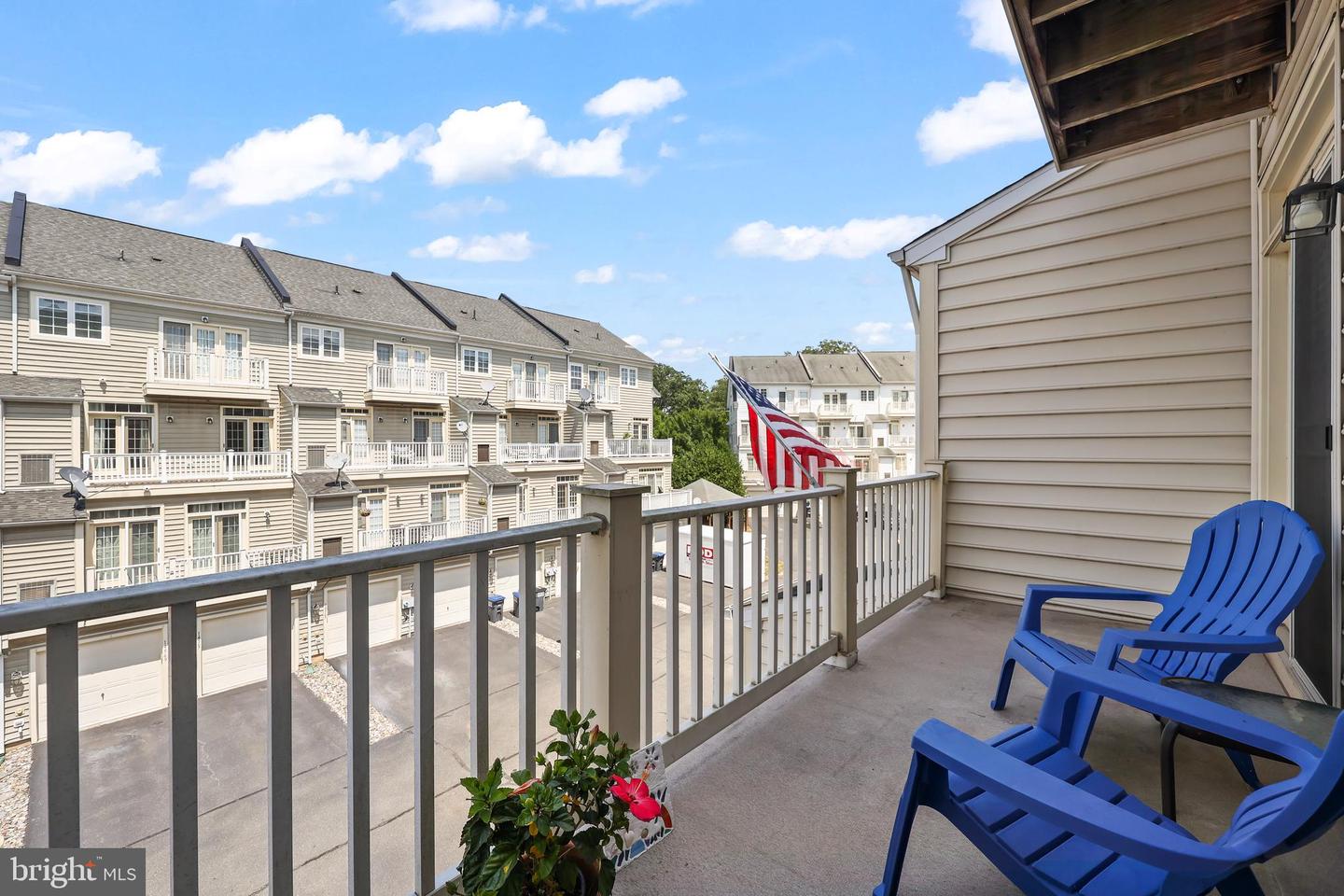 7119 LITTLE THAMES DR, GAINESVILLE, Virginia 20155, 3 Bedrooms Bedrooms, ,2 BathroomsBathrooms,Residential,For sale,7119 LITTLE THAMES DR,VAPW2099650 MLS # VAPW2099650