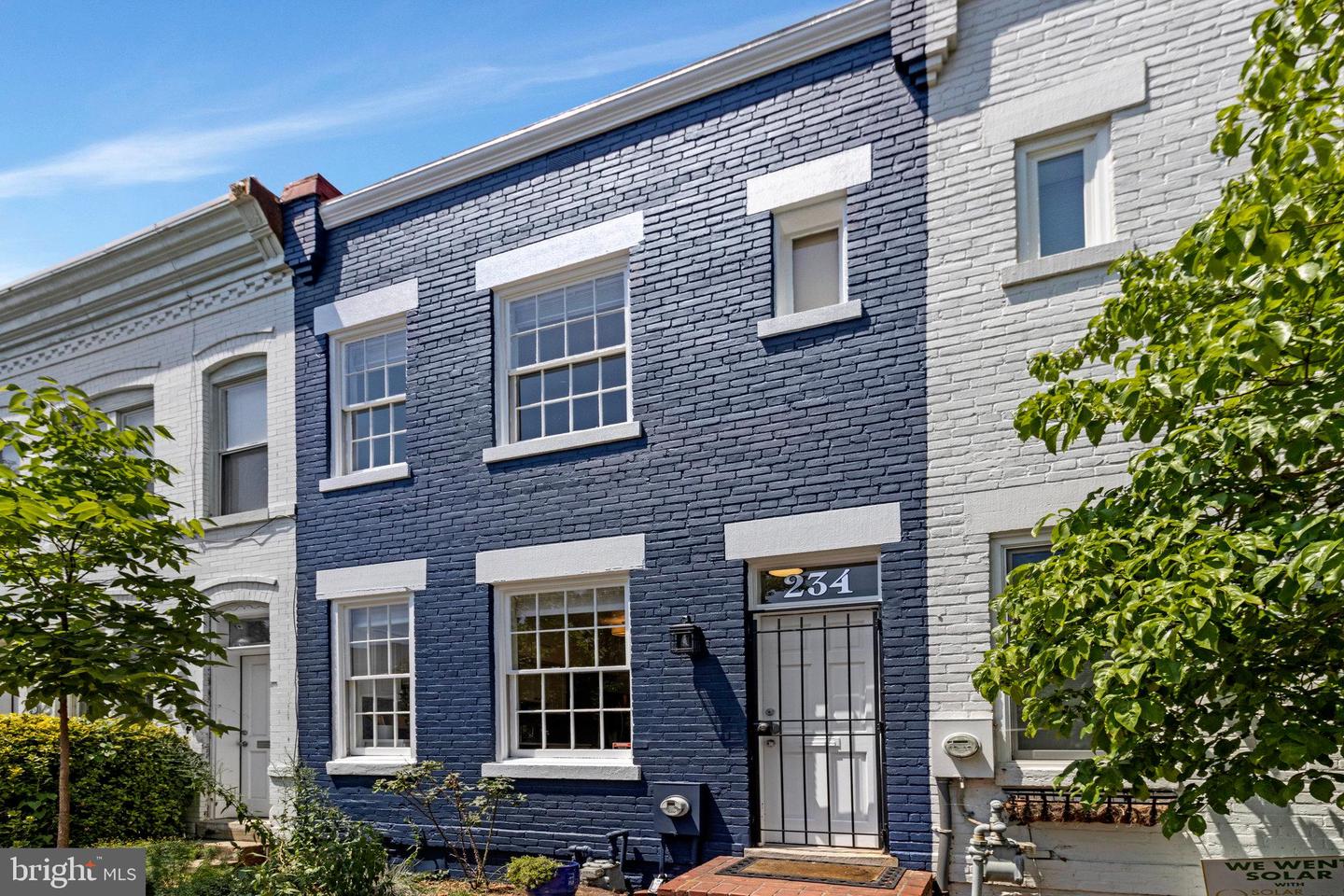 234 12TH PL NE, WASHINGTON, District Of Columbia 20002, 3 Bedrooms Bedrooms, ,2 BathroomsBathrooms,Residential,For sale,234 12TH PL NE,DCDC2211252 MLS # DCDC2211252