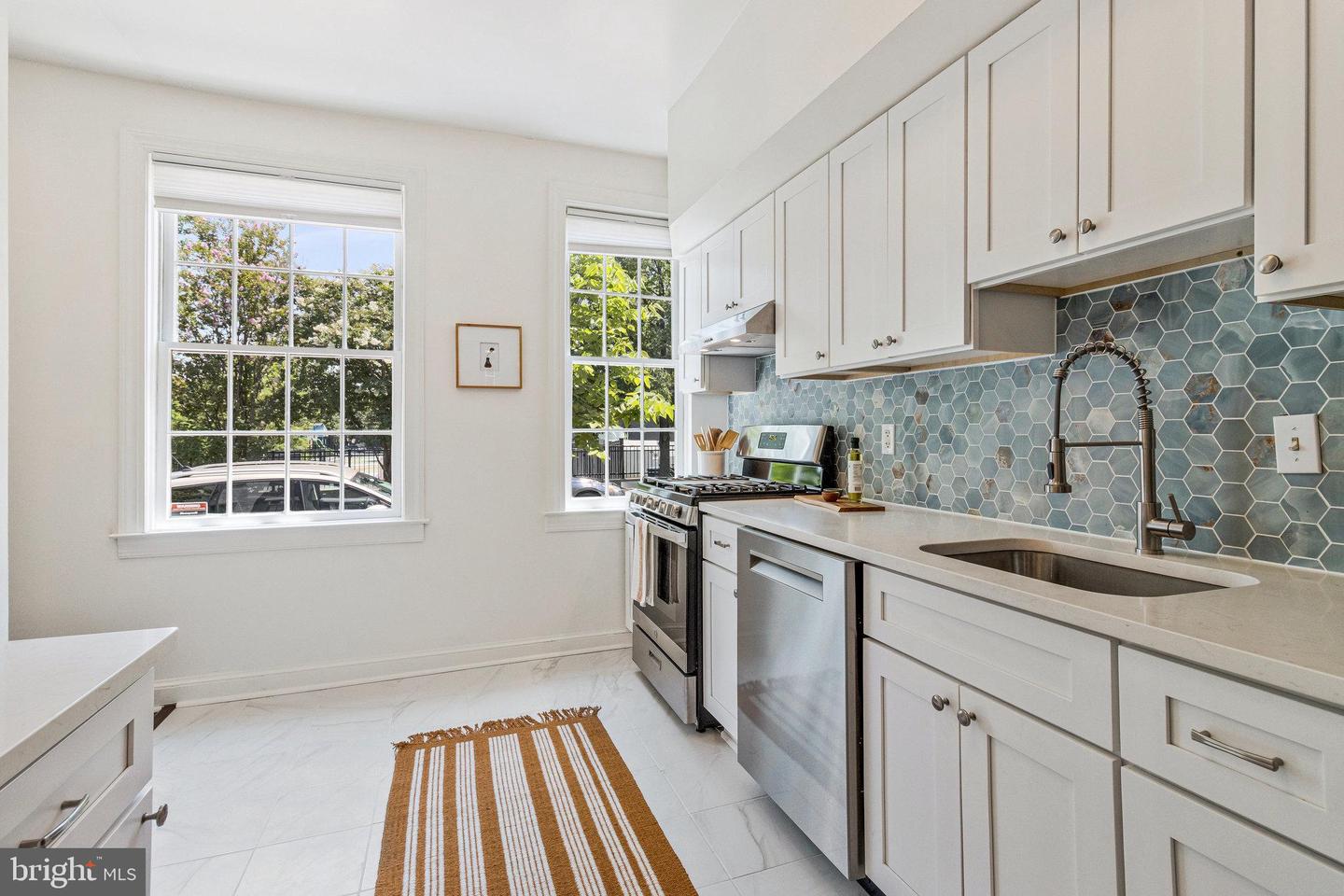 234 12TH PL NE, WASHINGTON, District Of Columbia 20002, 3 Bedrooms Bedrooms, ,2 BathroomsBathrooms,Residential,For sale,234 12TH PL NE,DCDC2211252 MLS # DCDC2211252