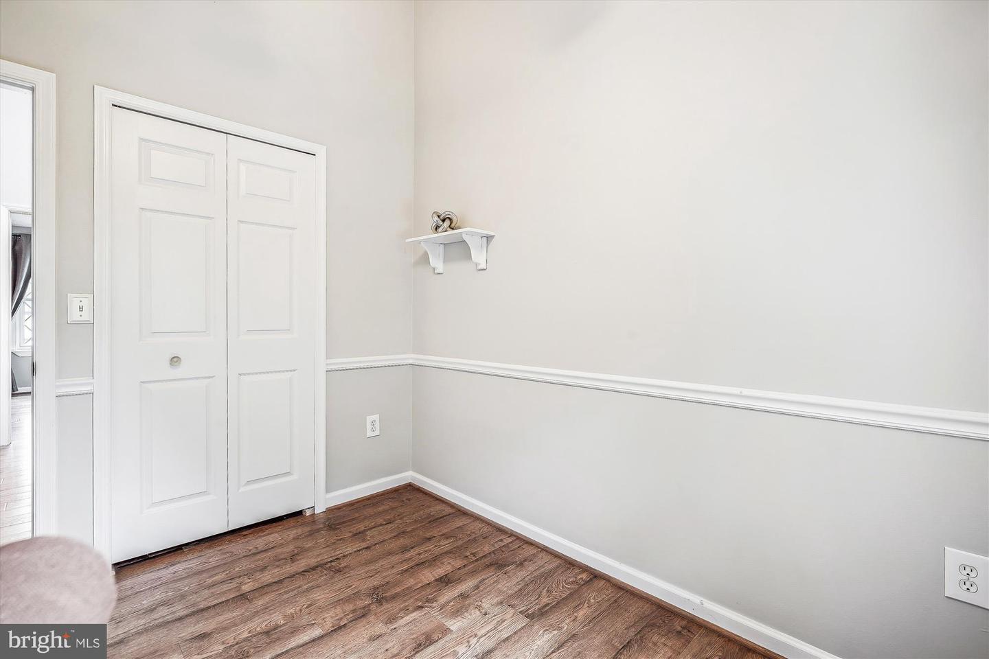 4 MILLARD CT, STERLING, Virginia 20165, 3 Bedrooms Bedrooms, ,3 BathroomsBathrooms,Residential,For sale,4 MILLARD CT,VALO2102808 MLS # VALO2102808
