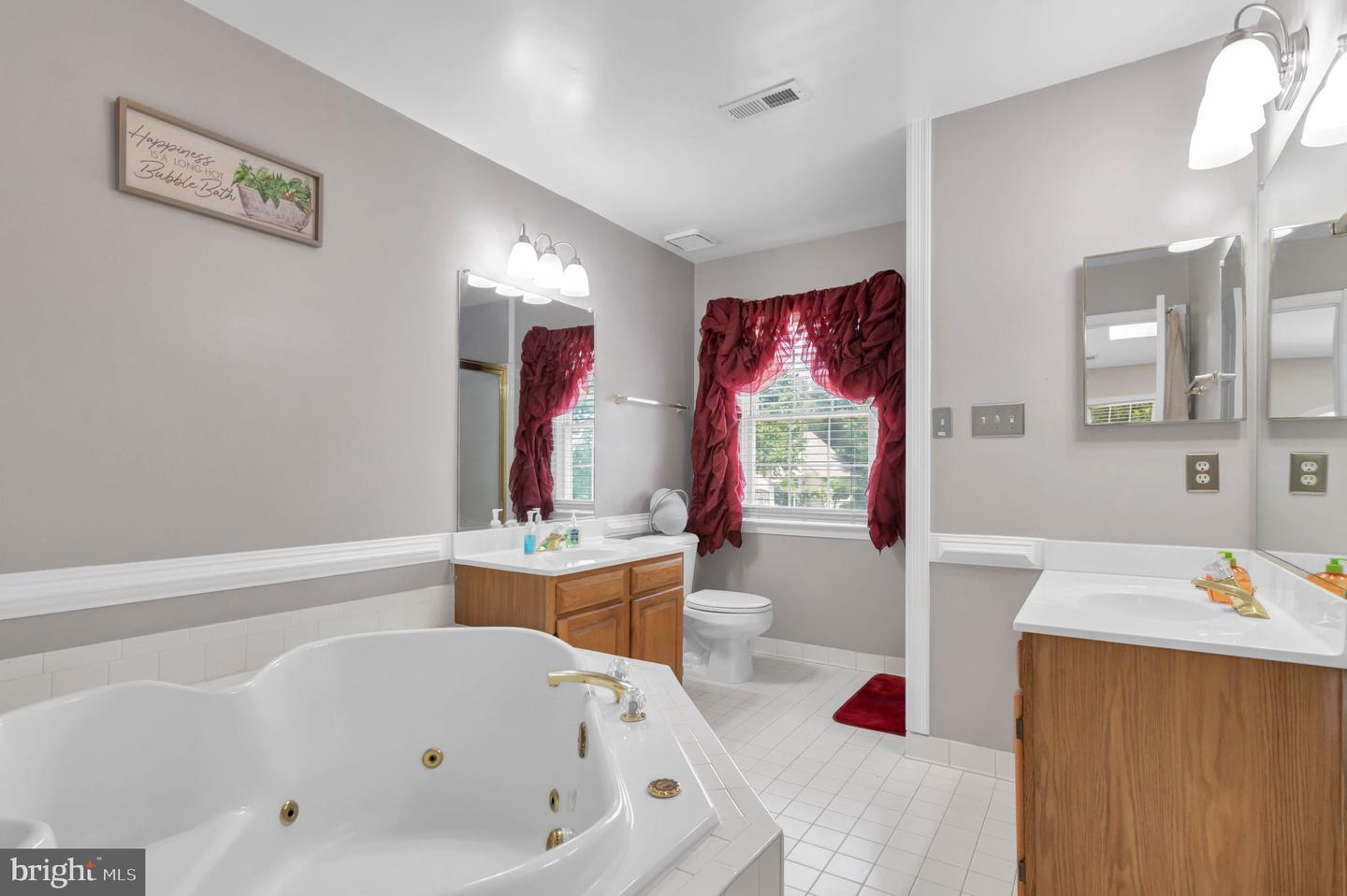 10404 AMHERST CIR, FREDERICKSBURG, Virginia 22408, 6 Bedrooms Bedrooms, ,4 BathroomsBathrooms,Residential,For sale,10404 AMHERST CIR,VASP2034828 MLS # VASP2034828