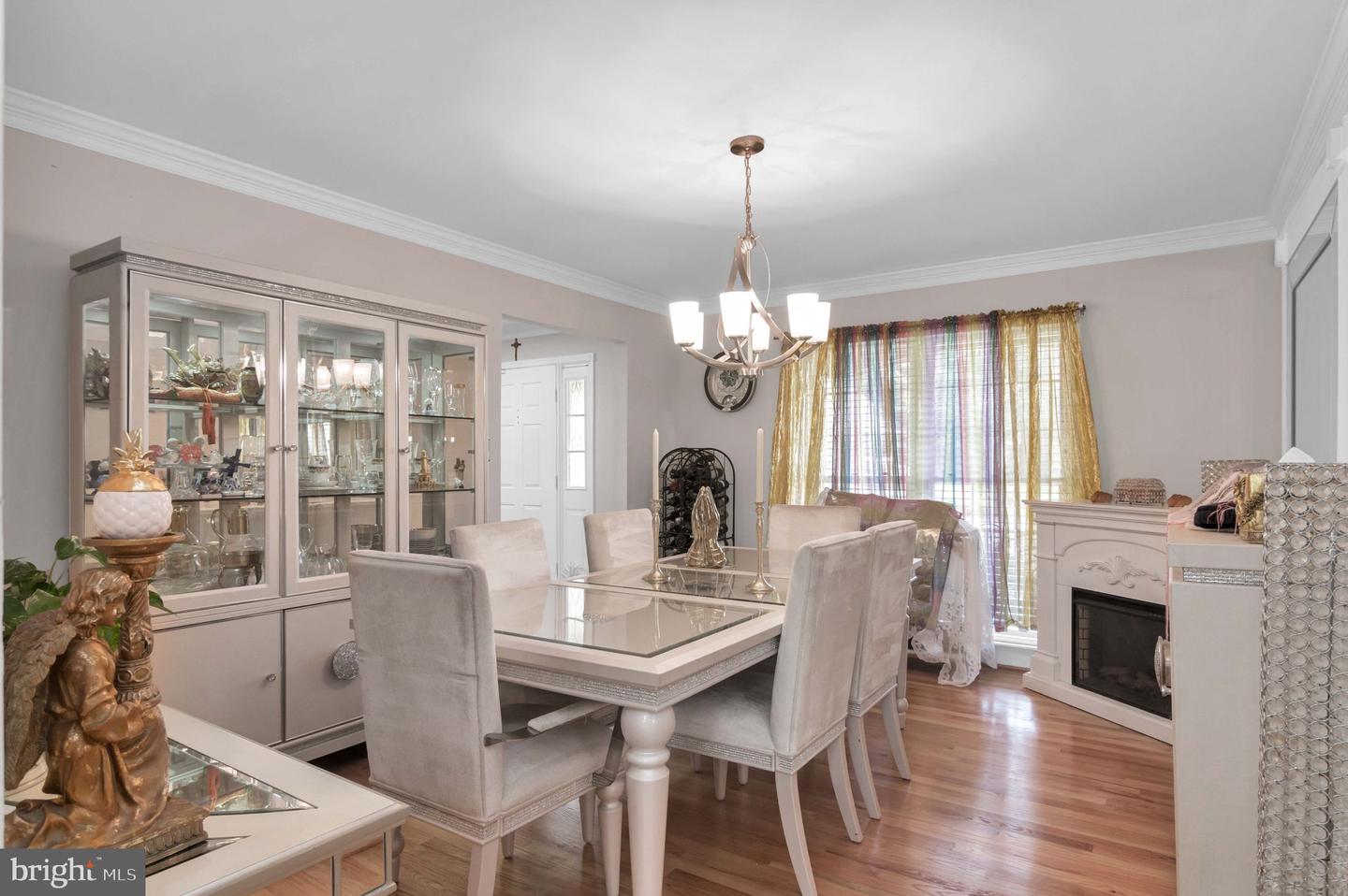 10404 AMHERST CIR, FREDERICKSBURG, Virginia 22408, 6 Bedrooms Bedrooms, ,4 BathroomsBathrooms,Residential,For sale,10404 AMHERST CIR,VASP2034828 MLS # VASP2034828