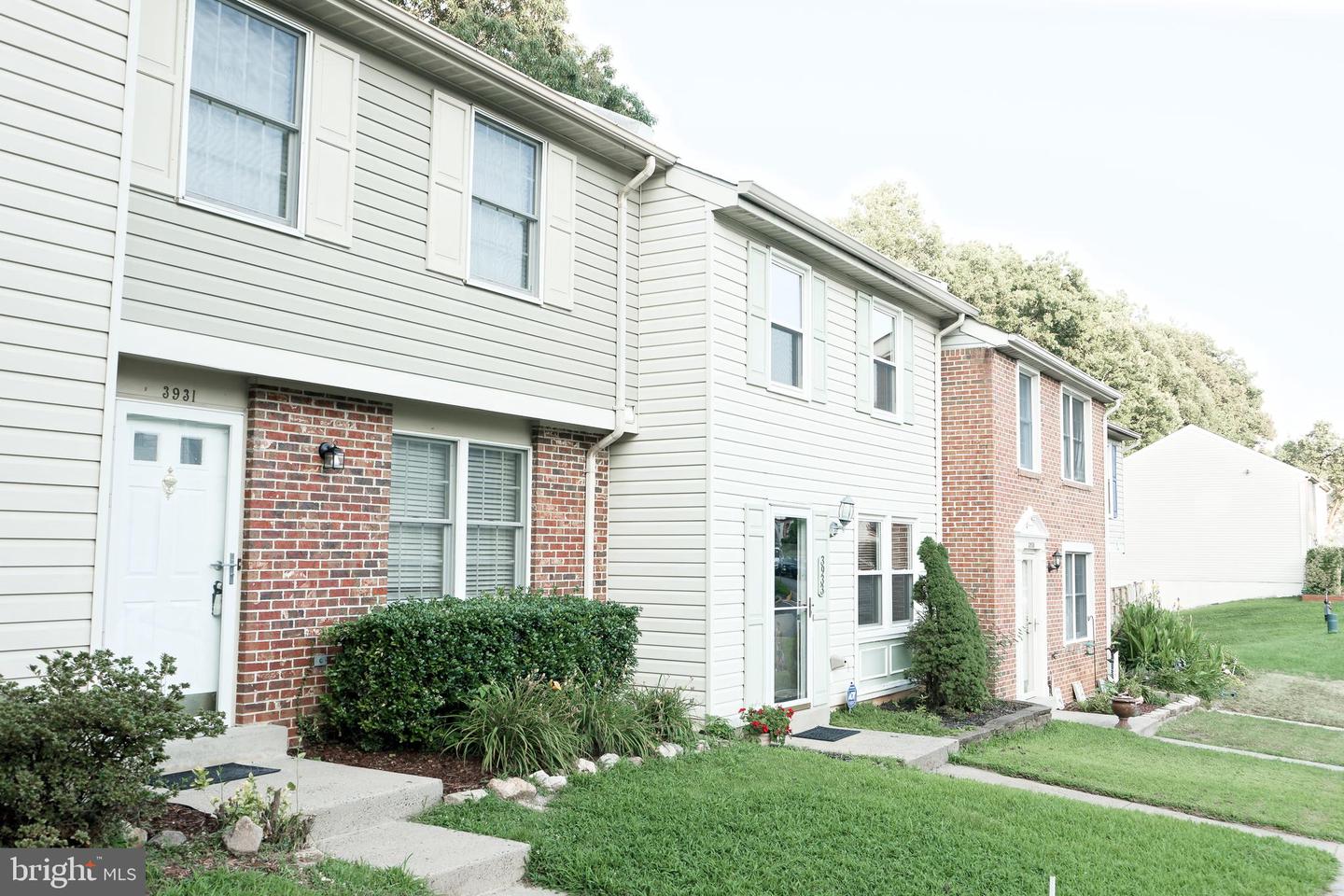 3931 SUNNY BROOK CT, WOODBRIDGE, Virginia 22192, 3 Bedrooms Bedrooms, ,1 BathroomBathrooms,Residential,For sale,3931 SUNNY BROOK CT,VAPW2099676 MLS # VAPW2099676