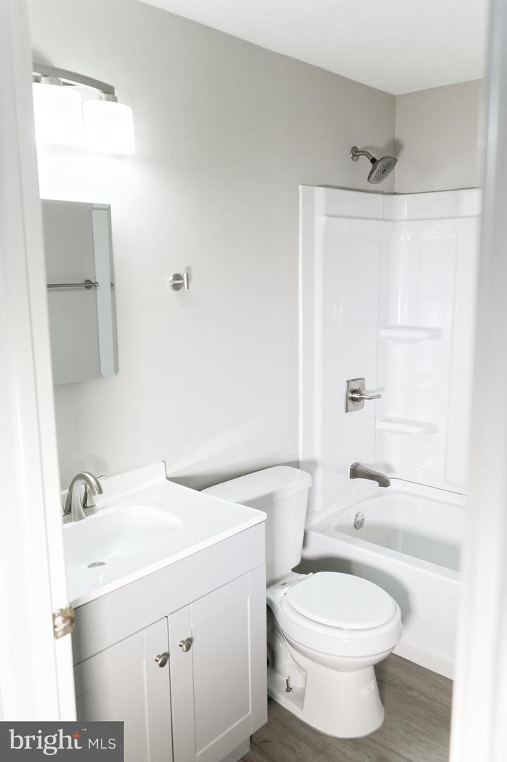 3931 SUNNY BROOK CT, WOODBRIDGE, Virginia 22192, 3 Bedrooms Bedrooms, ,1 BathroomBathrooms,Residential,For sale,3931 SUNNY BROOK CT,VAPW2099676 MLS # VAPW2099676