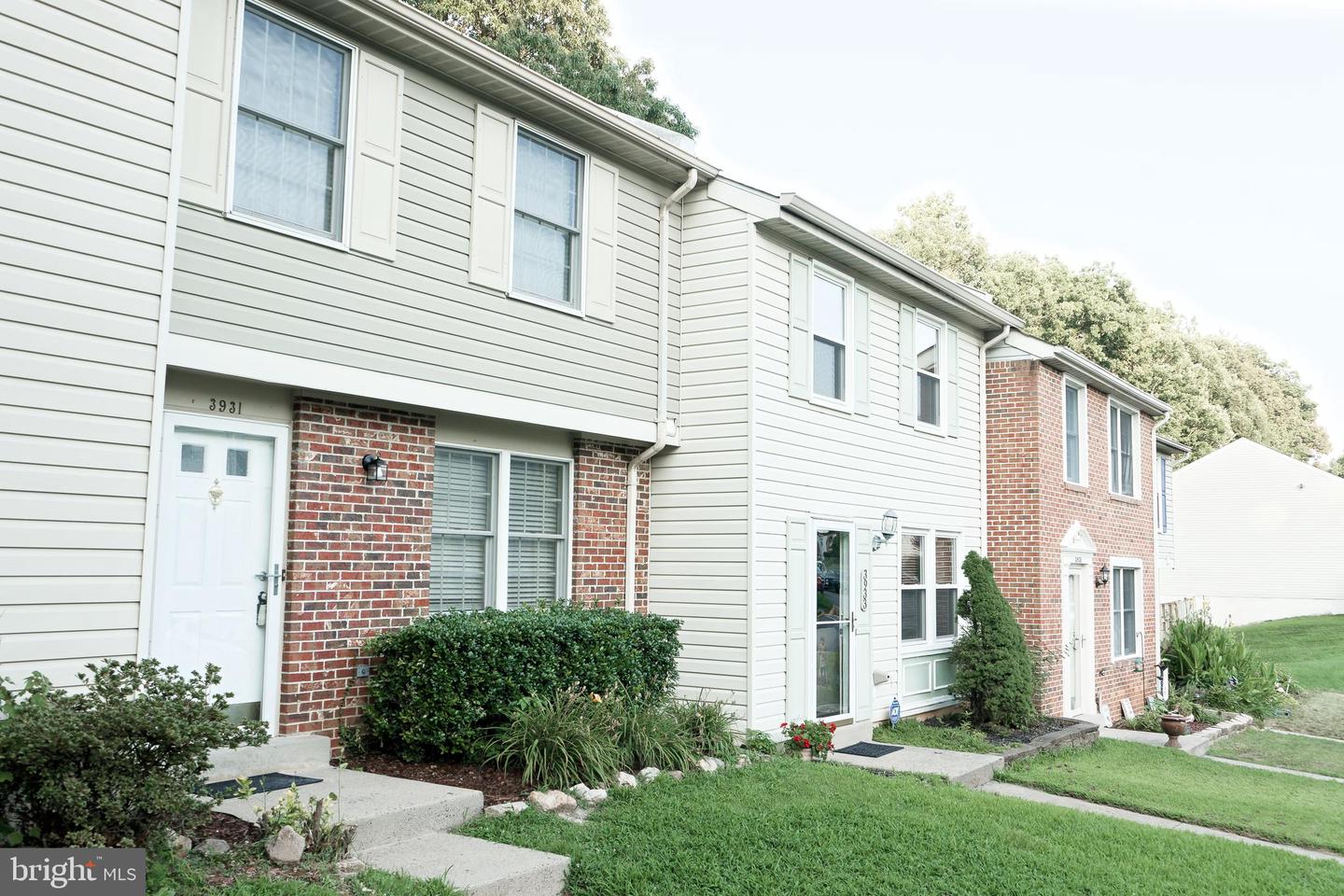3931 SUNNY BROOK CT, WOODBRIDGE, Virginia 22192, 3 Bedrooms Bedrooms, ,1 BathroomBathrooms,Residential,For sale,3931 SUNNY BROOK CT,VAPW2099676 MLS # VAPW2099676