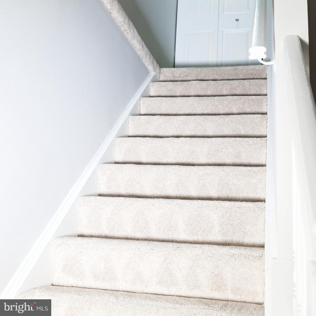 3931 SUNNY BROOK CT, WOODBRIDGE, Virginia 22192, 3 Bedrooms Bedrooms, ,1 BathroomBathrooms,Residential,For sale,3931 SUNNY BROOK CT,VAPW2099676 MLS # VAPW2099676