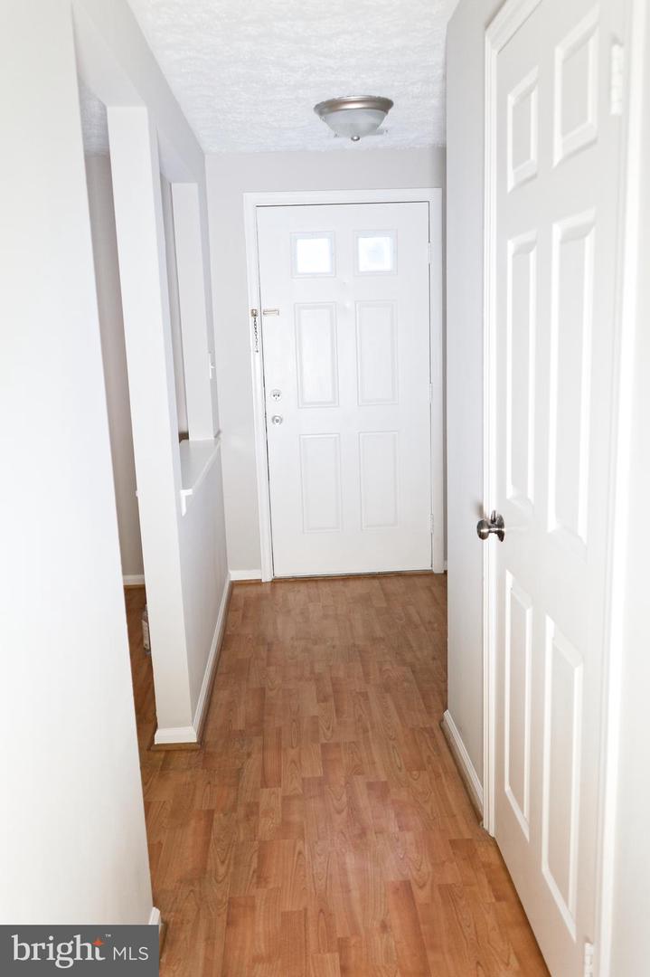 3931 SUNNY BROOK CT, WOODBRIDGE, Virginia 22192, 3 Bedrooms Bedrooms, ,1 BathroomBathrooms,Residential,For sale,3931 SUNNY BROOK CT,VAPW2099676 MLS # VAPW2099676
