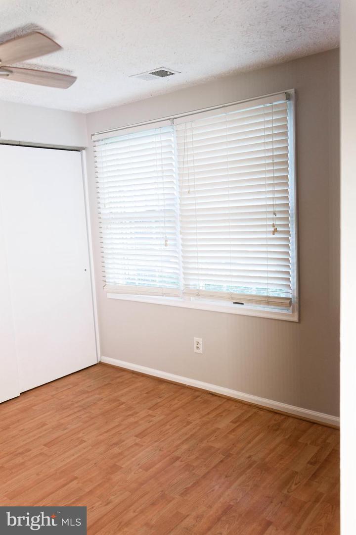 3931 SUNNY BROOK CT, WOODBRIDGE, Virginia 22192, 3 Bedrooms Bedrooms, ,1 BathroomBathrooms,Residential,For sale,3931 SUNNY BROOK CT,VAPW2099676 MLS # VAPW2099676