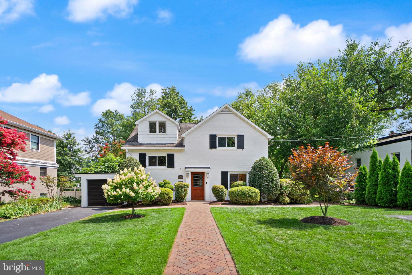 6633 FISHER AVE, FALLS CHURCH, Virginia 22046, 4 Bedrooms Bedrooms, ,3 BathroomsBathrooms,Residential,For sale,6633 FISHER AVE,VAFX2256710 MLS # VAFX2256710