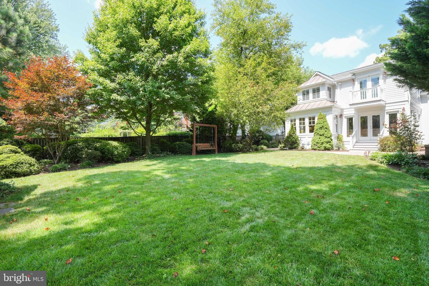 6633 FISHER AVE, FALLS CHURCH, Virginia 22046, 4 Bedrooms Bedrooms, ,3 BathroomsBathrooms,Residential,For sale,6633 FISHER AVE,VAFX2256710 MLS # VAFX2256710