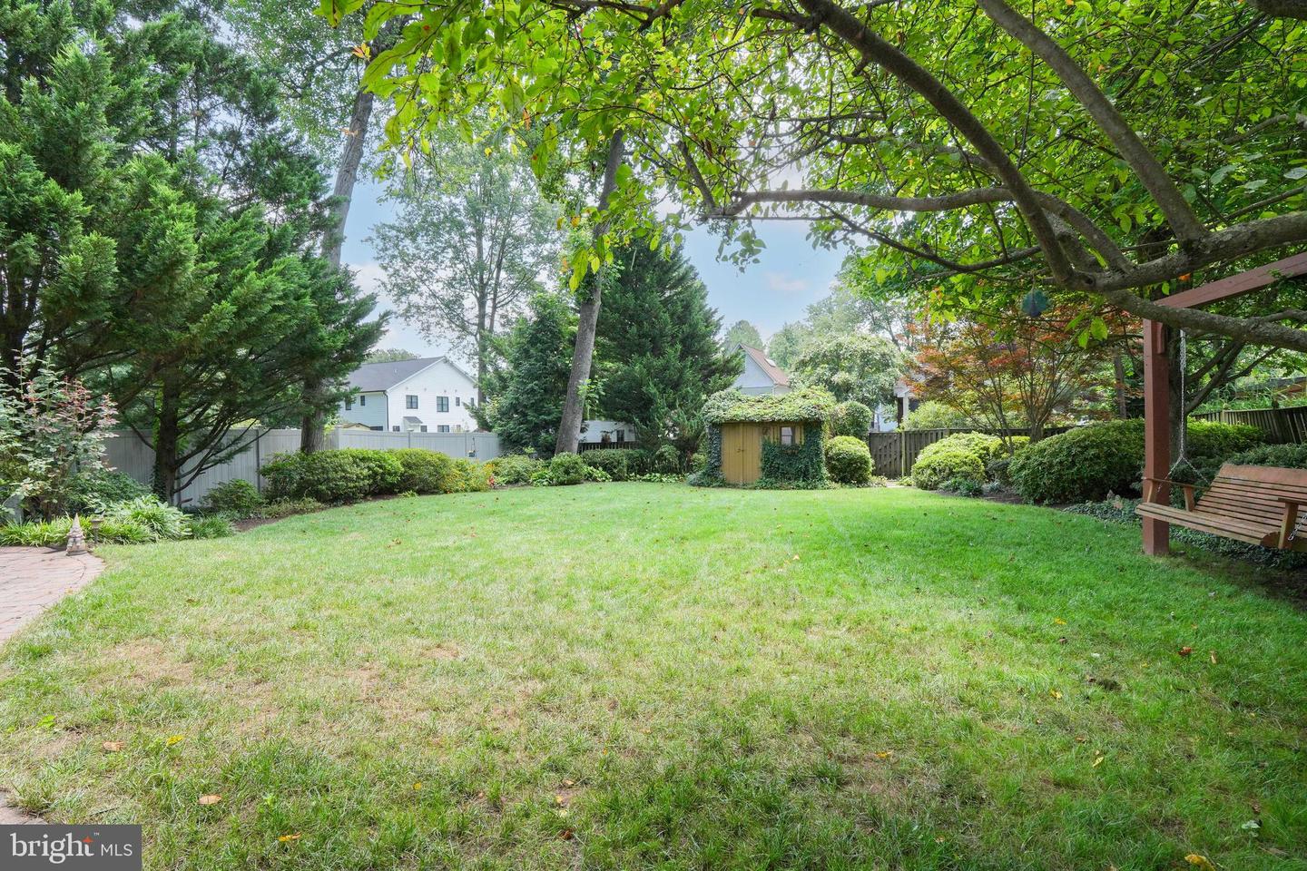 6633 FISHER AVE, FALLS CHURCH, Virginia 22046, 4 Bedrooms Bedrooms, ,3 BathroomsBathrooms,Residential,For sale,6633 FISHER AVE,VAFX2256710 MLS # VAFX2256710