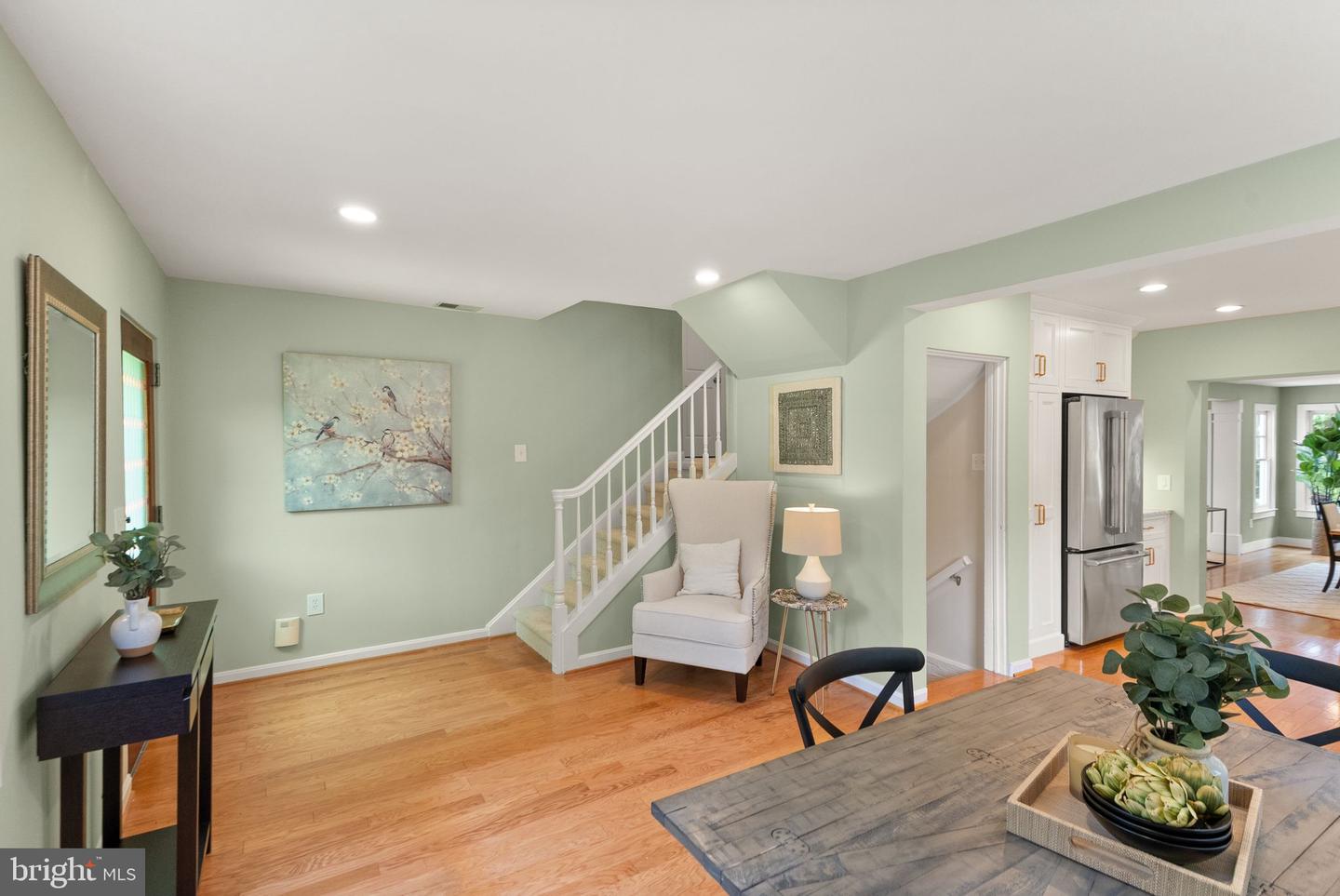 6633 FISHER AVE, FALLS CHURCH, Virginia 22046, 4 Bedrooms Bedrooms, ,3 BathroomsBathrooms,Residential,For sale,6633 FISHER AVE,VAFX2256710 MLS # VAFX2256710
