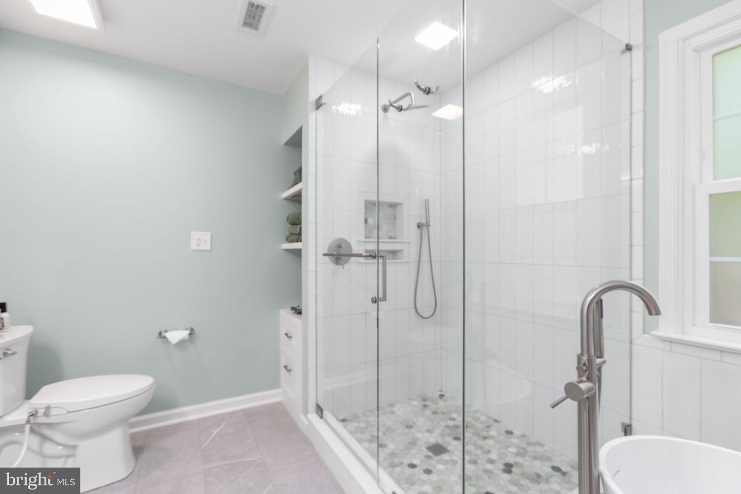 6105 W MELODY CT, FREDERICKSBURG, Virginia 22407, 5 Bedrooms Bedrooms, ,3 BathroomsBathrooms,Residential,For sale,6105 W MELODY CT,VASP2034832 MLS # VASP2034832
