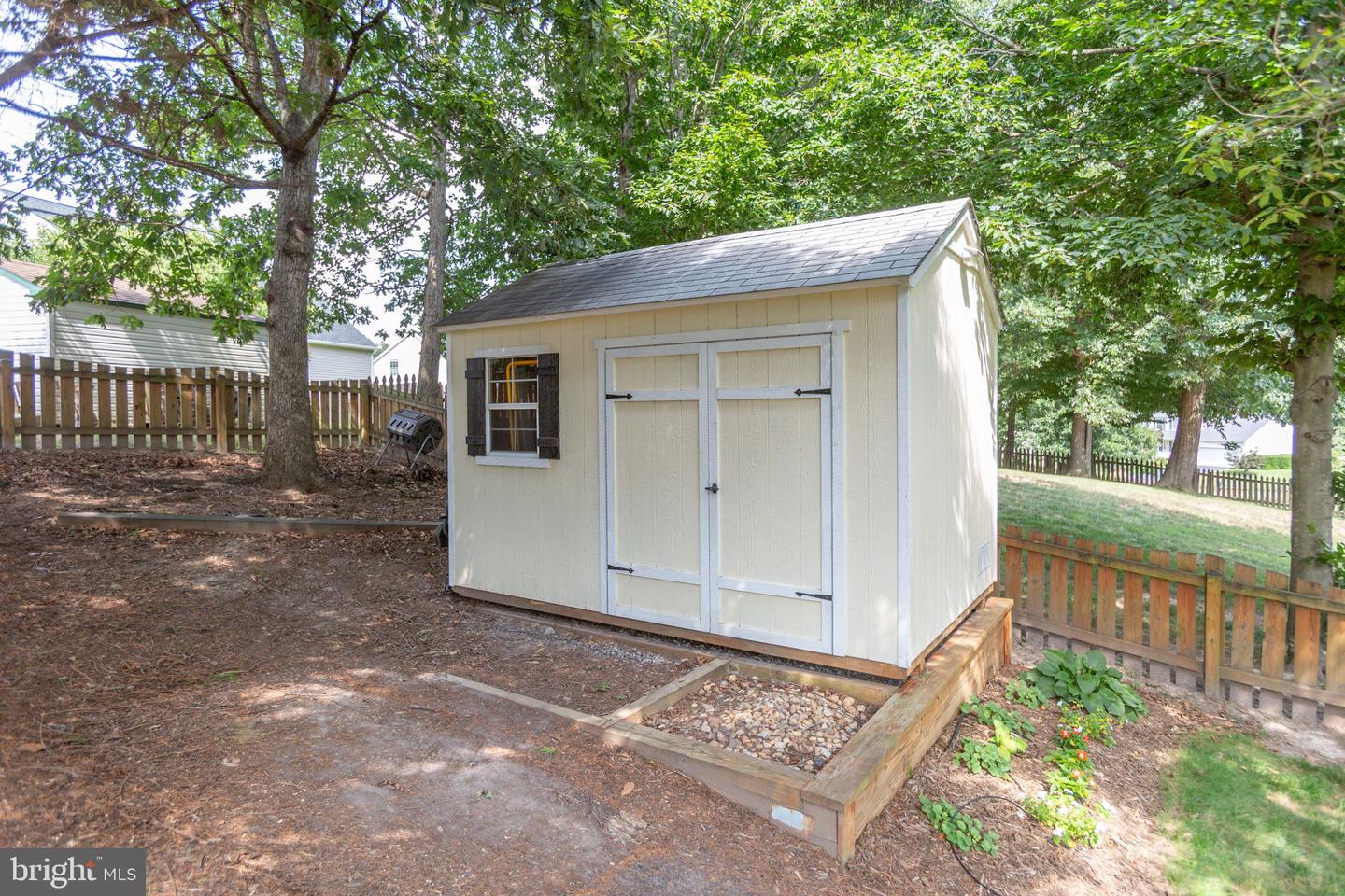 6105 W MELODY CT, FREDERICKSBURG, Virginia 22407, 5 Bedrooms Bedrooms, ,3 BathroomsBathrooms,Residential,For sale,6105 W MELODY CT,VASP2034832 MLS # VASP2034832