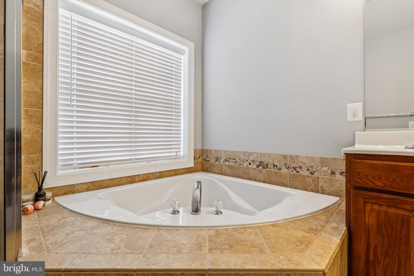 2224 MERSEYSIDE DR, WOODBRIDGE, Virginia 22191, 3 Bedrooms Bedrooms, ,2 BathroomsBathrooms,Residential,For sale,2224 MERSEYSIDE DR,VAPW2099694 MLS # VAPW2099694