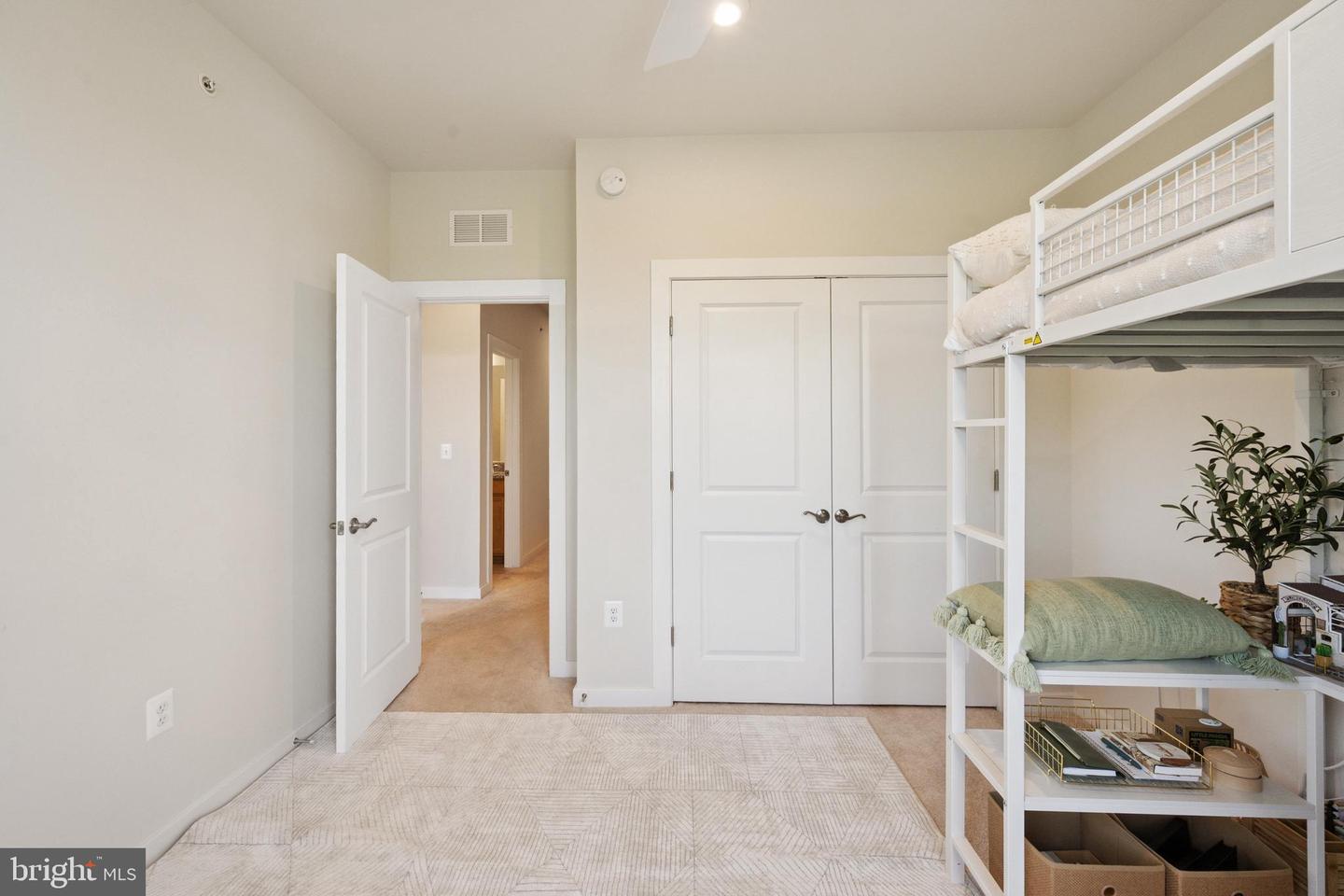 13506 INNOVATION STATION LOOP #2B, HERNDON, Virginia 20171, 3 Bedrooms Bedrooms, ,2 BathroomsBathrooms,Residential,For sale,13506 INNOVATION STATION LOOP #2B,VAFX2256732 MLS # VAFX2256732