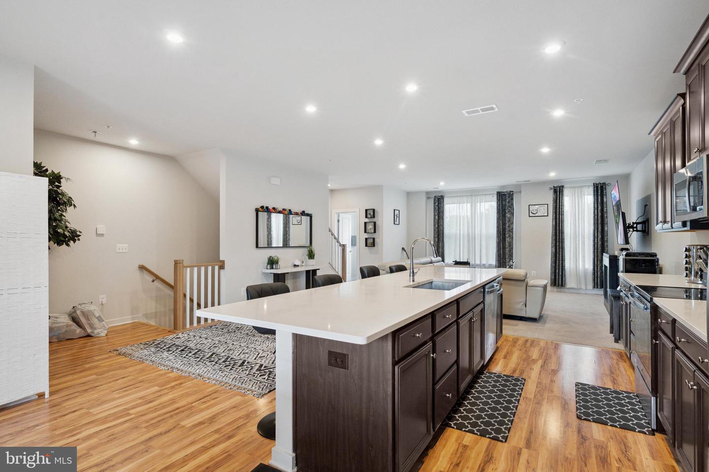 13506 INNOVATION STATION LOOP #2B, HERNDON, Virginia 20171, 3 Bedrooms Bedrooms, ,2 BathroomsBathrooms,Residential,For sale,13506 INNOVATION STATION LOOP #2B,VAFX2256732 MLS # VAFX2256732