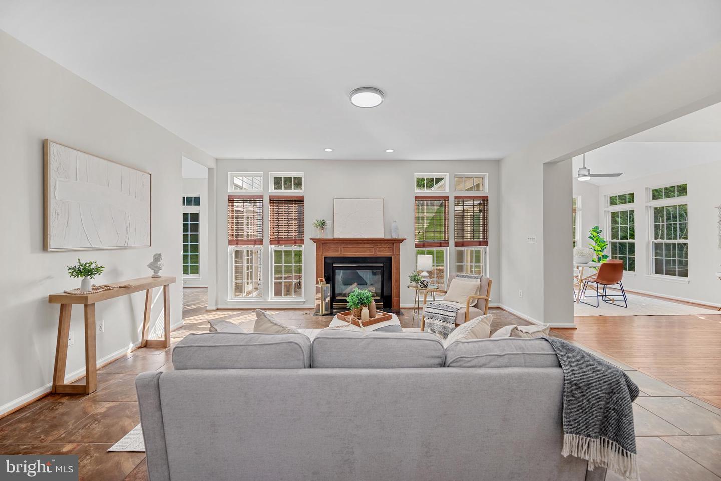 7016 CLIFTON KNOLL CT, ALEXANDRIA, Virginia 22315, 4 Bedrooms Bedrooms, ,3 BathroomsBathrooms,Residential,For sale,7016 CLIFTON KNOLL CT,VAFX2256736 MLS # VAFX2256736