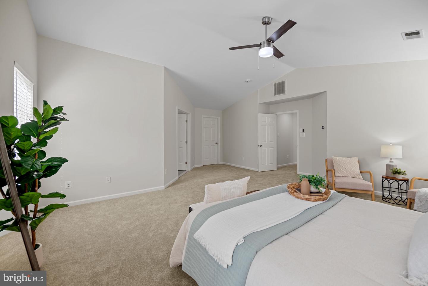 7016 CLIFTON KNOLL CT, ALEXANDRIA, Virginia 22315, 4 Bedrooms Bedrooms, ,3 BathroomsBathrooms,Residential,For sale,7016 CLIFTON KNOLL CT,VAFX2256736 MLS # VAFX2256736