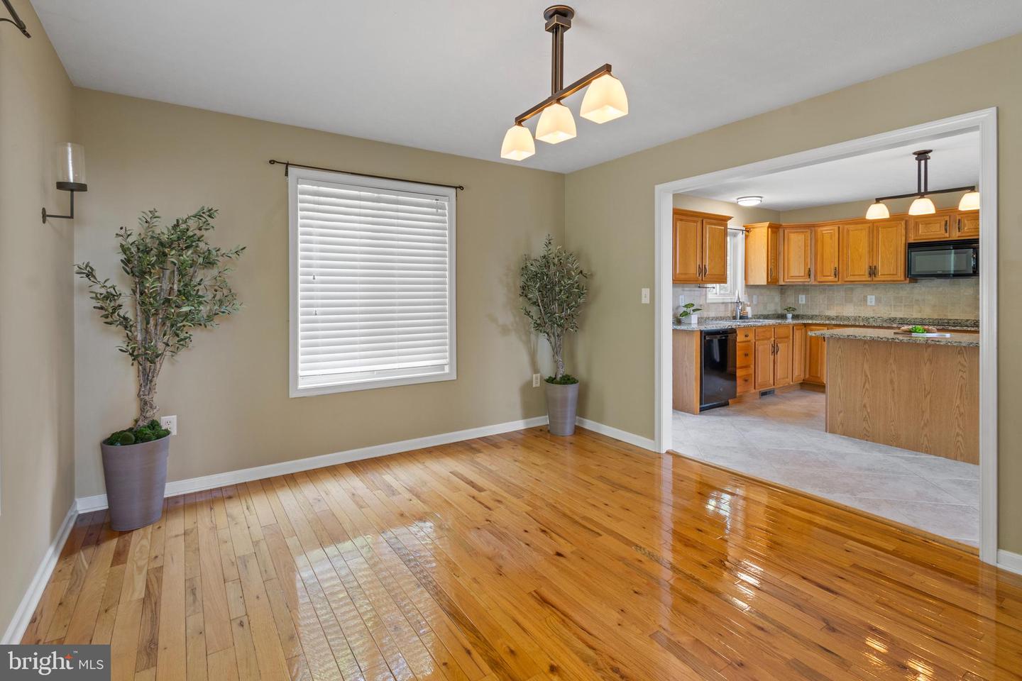 186 HILLANDALE RD, FRONT ROYAL, Virginia 22630, 3 Bedrooms Bedrooms, ,3 BathroomsBathrooms,Residential,For sale,186 HILLANDALE RD,VAWR2011764 MLS # VAWR2011764