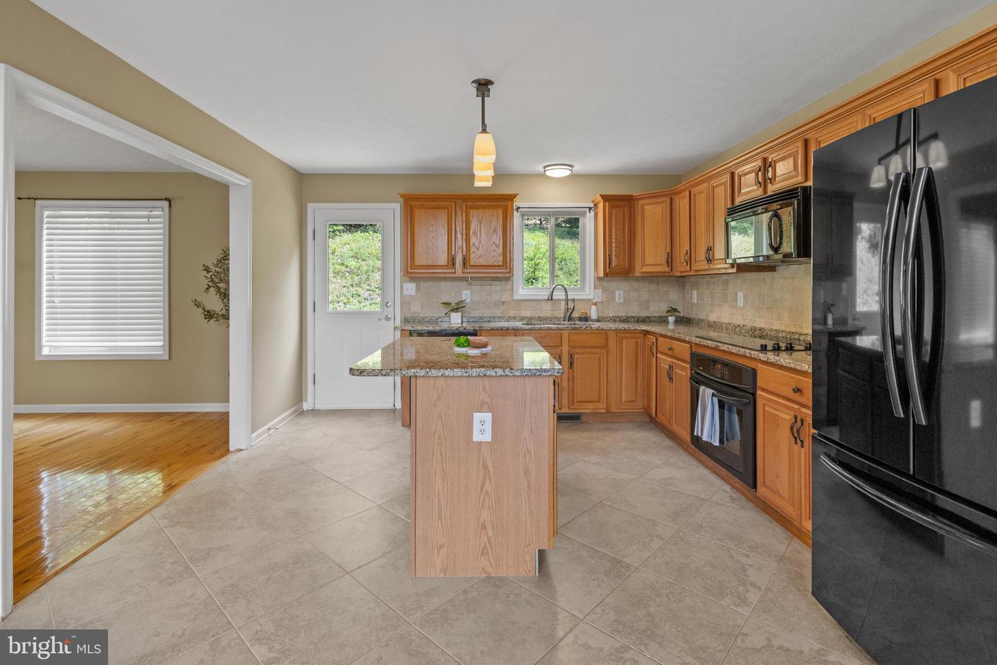 186 HILLANDALE RD, FRONT ROYAL, Virginia 22630, 3 Bedrooms Bedrooms, ,3 BathroomsBathrooms,Residential,For sale,186 HILLANDALE RD,VAWR2011764 MLS # VAWR2011764