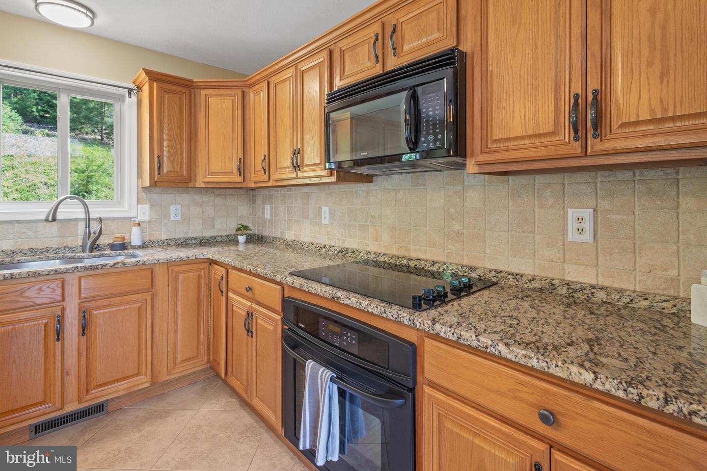 186 HILLANDALE RD, FRONT ROYAL, Virginia 22630, 3 Bedrooms Bedrooms, ,3 BathroomsBathrooms,Residential,For sale,186 HILLANDALE RD,VAWR2011764 MLS # VAWR2011764