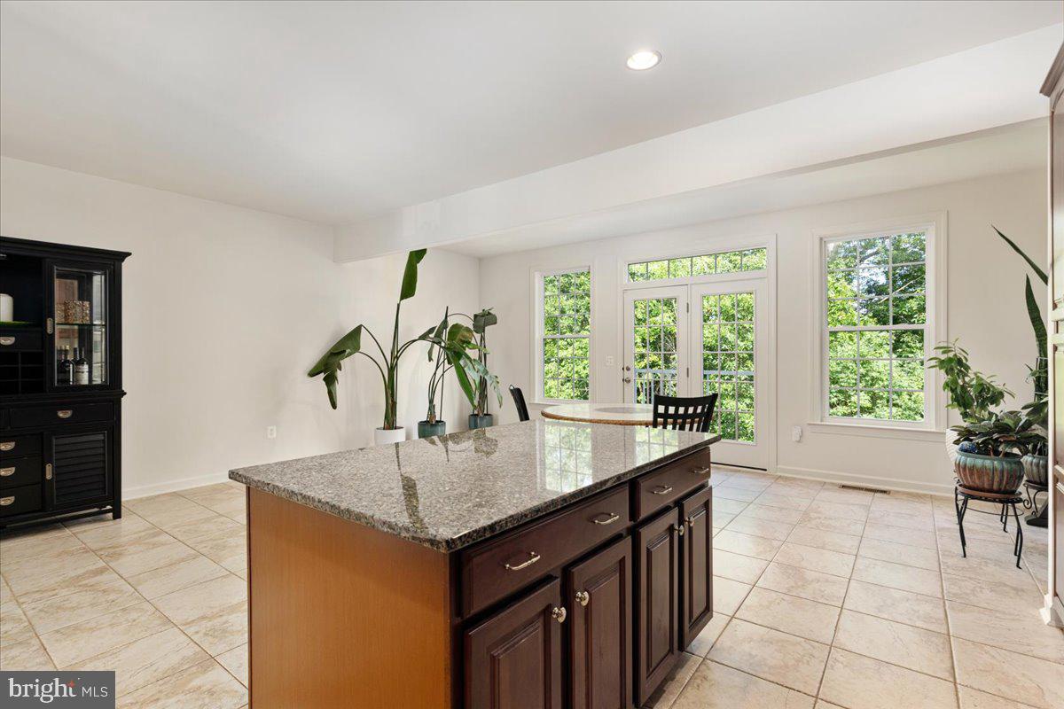 25217 BEACH PL, CHANTILLY, Virginia 20152, 3 Bedrooms Bedrooms, ,3 BathroomsBathrooms,Residential,For sale,25217 BEACH PL,VALO2102862 MLS # VALO2102862