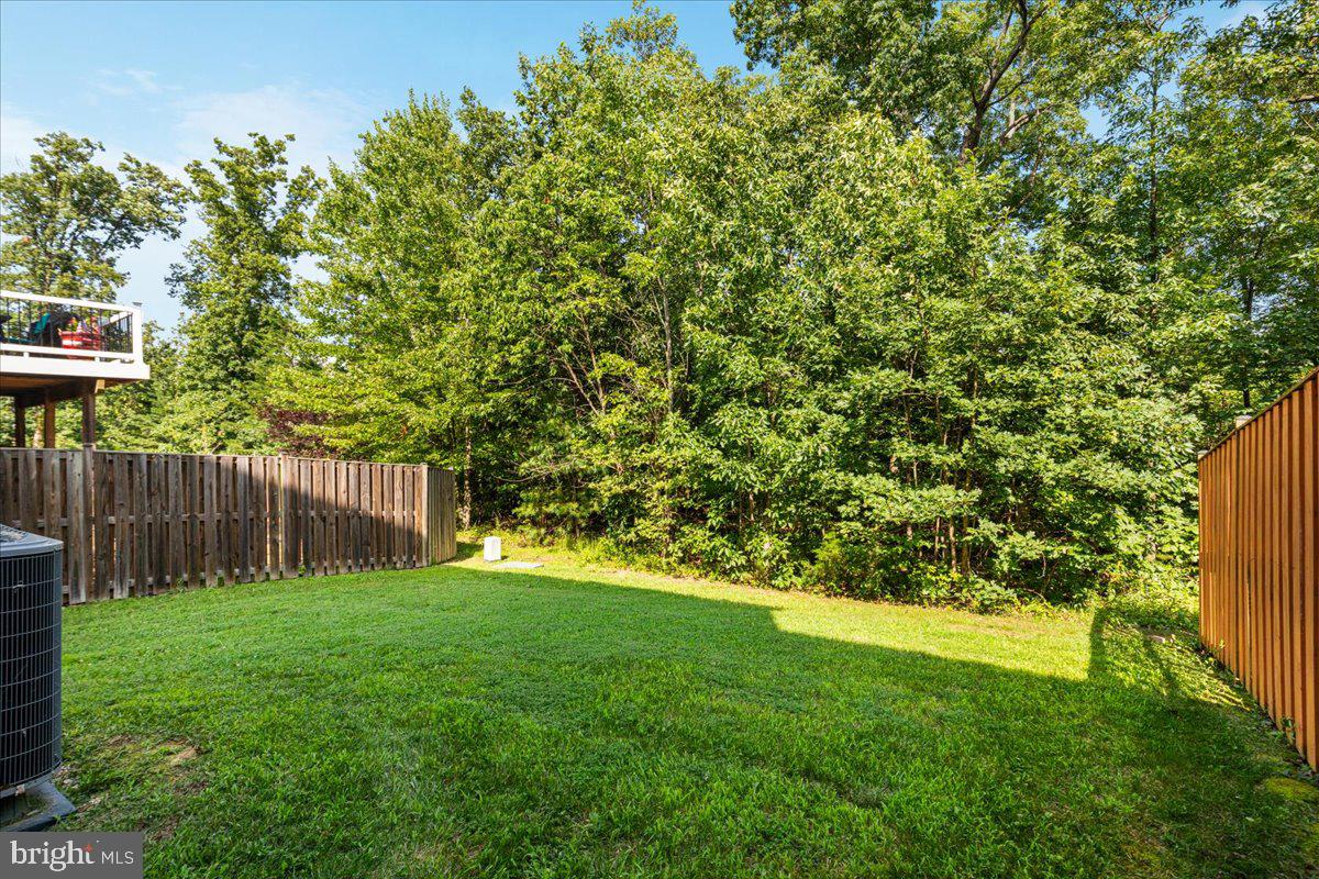 25217 BEACH PL, CHANTILLY, Virginia 20152, 3 Bedrooms Bedrooms, ,3 BathroomsBathrooms,Residential,For sale,25217 BEACH PL,VALO2102862 MLS # VALO2102862