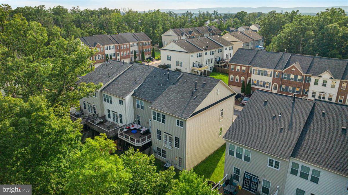 25217 BEACH PL, CHANTILLY, Virginia 20152, 3 Bedrooms Bedrooms, ,3 BathroomsBathrooms,Residential,For sale,25217 BEACH PL,VALO2102862 MLS # VALO2102862