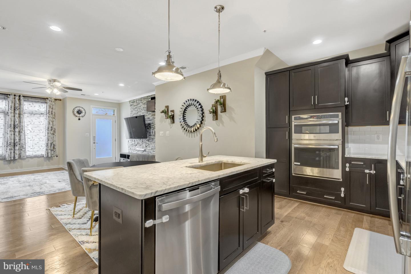 23582 WATERFORD DOWNS TER, ASHBURN, Virginia 20148, 3 Bedrooms Bedrooms, ,2 BathroomsBathrooms,Residential,For sale,23582 WATERFORD DOWNS TER,VALO2102932 MLS # VALO2102932