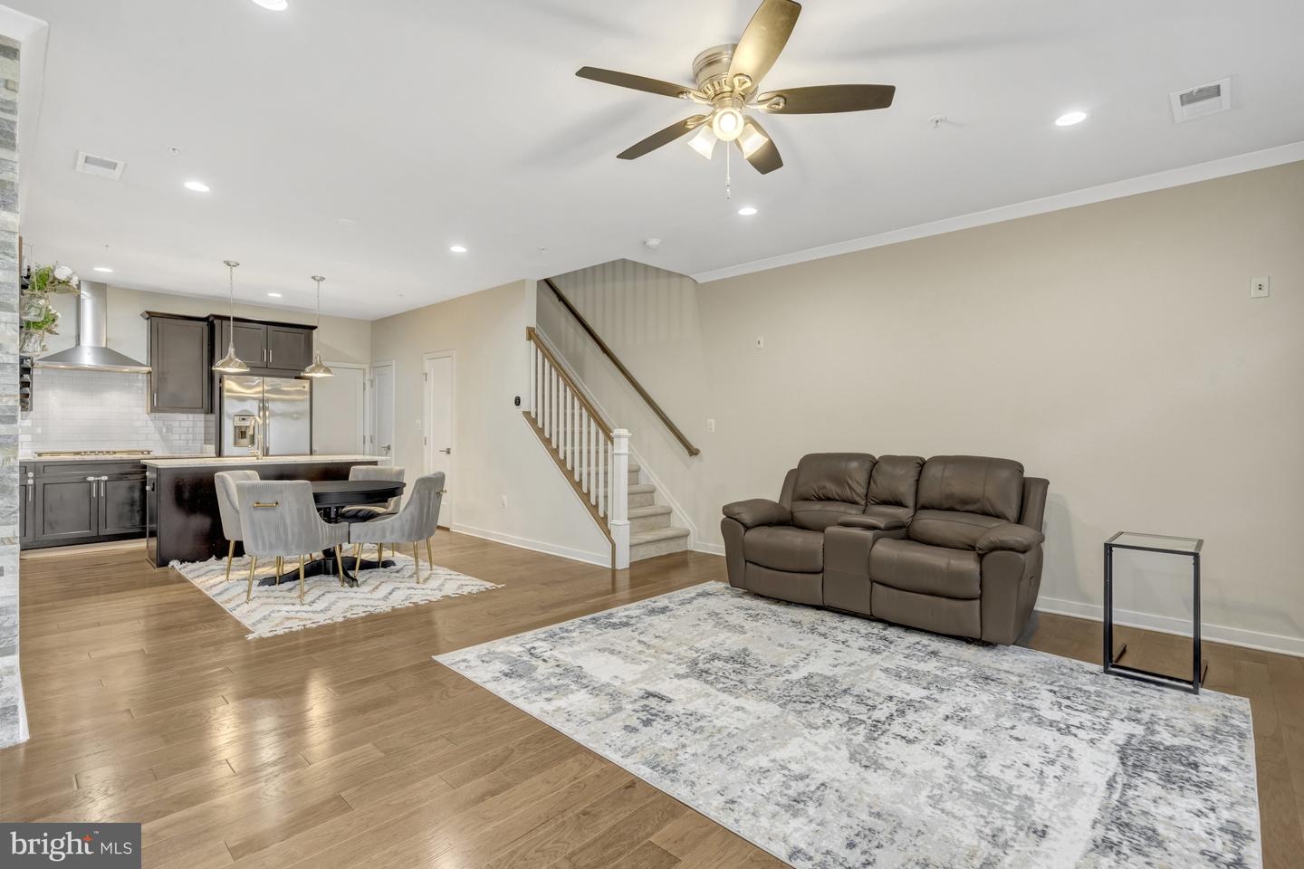 23582 WATERFORD DOWNS TER, ASHBURN, Virginia 20148, 3 Bedrooms Bedrooms, ,2 BathroomsBathrooms,Residential,For sale,23582 WATERFORD DOWNS TER,VALO2102932 MLS # VALO2102932