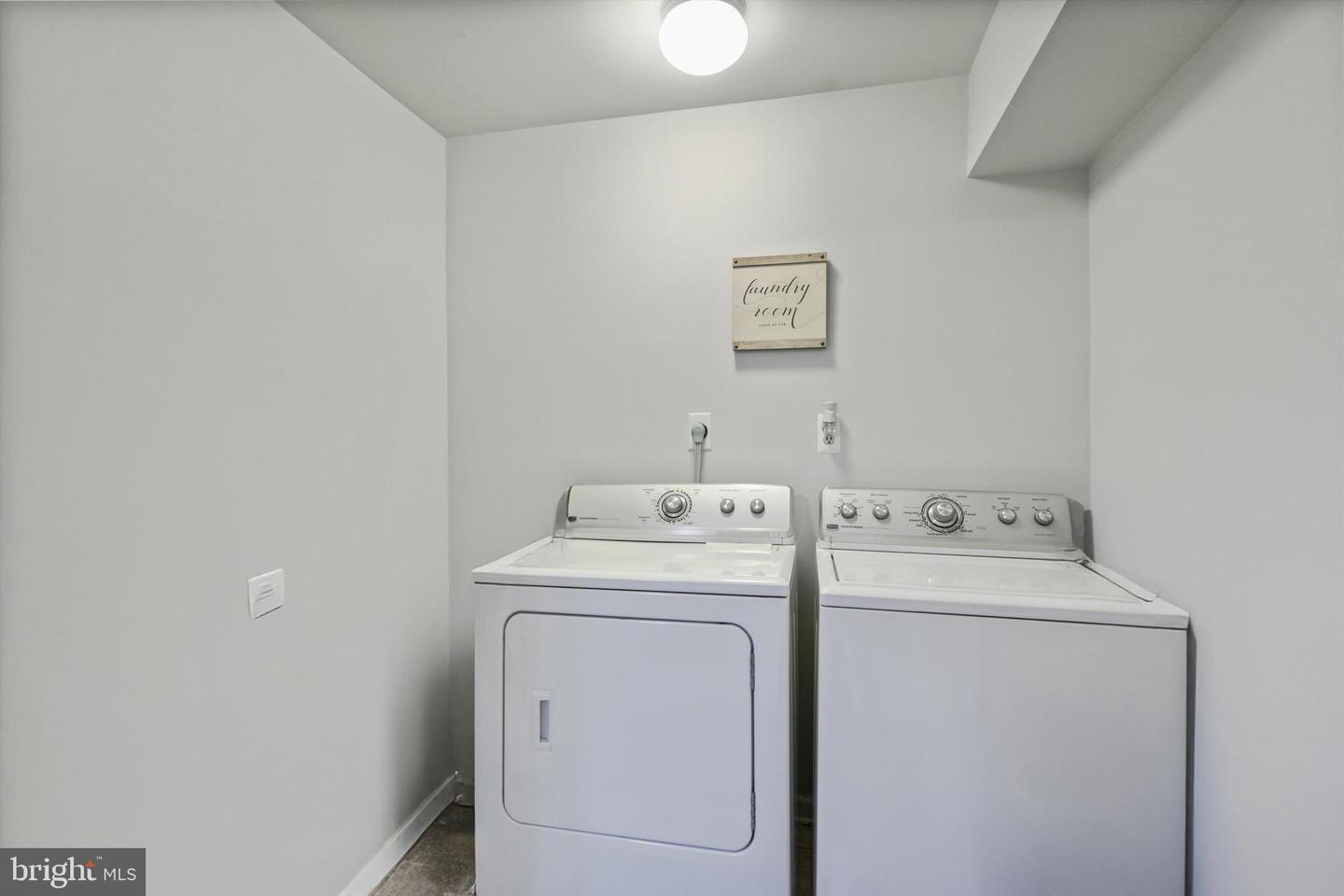 12948 AUGUSTUS CT, WOODBRIDGE, Virginia 22192, 4 Bedrooms Bedrooms, ,3 BathroomsBathrooms,Residential,For sale,12948 AUGUSTUS CT,VAPW2099746 MLS # VAPW2099746