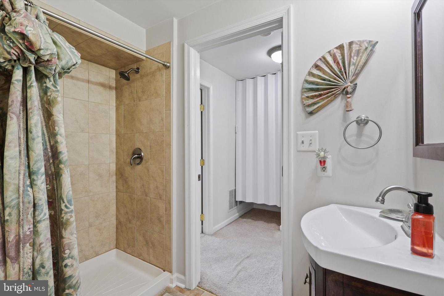 12948 AUGUSTUS CT, WOODBRIDGE, Virginia 22192, 4 Bedrooms Bedrooms, ,3 BathroomsBathrooms,Residential,For sale,12948 AUGUSTUS CT,VAPW2099746 MLS # VAPW2099746