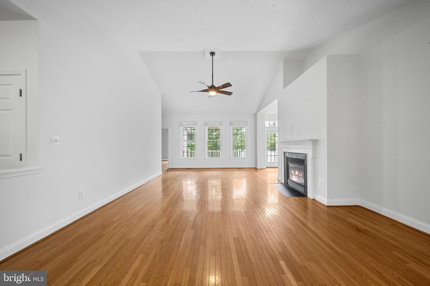 6709 BUGLECALL PL, GAINESVILLE, Virginia 20155, 4 Bedrooms Bedrooms, ,3 BathroomsBathrooms,Residential,For sale,6709 BUGLECALL PL,VAPW2099750 MLS # VAPW2099750