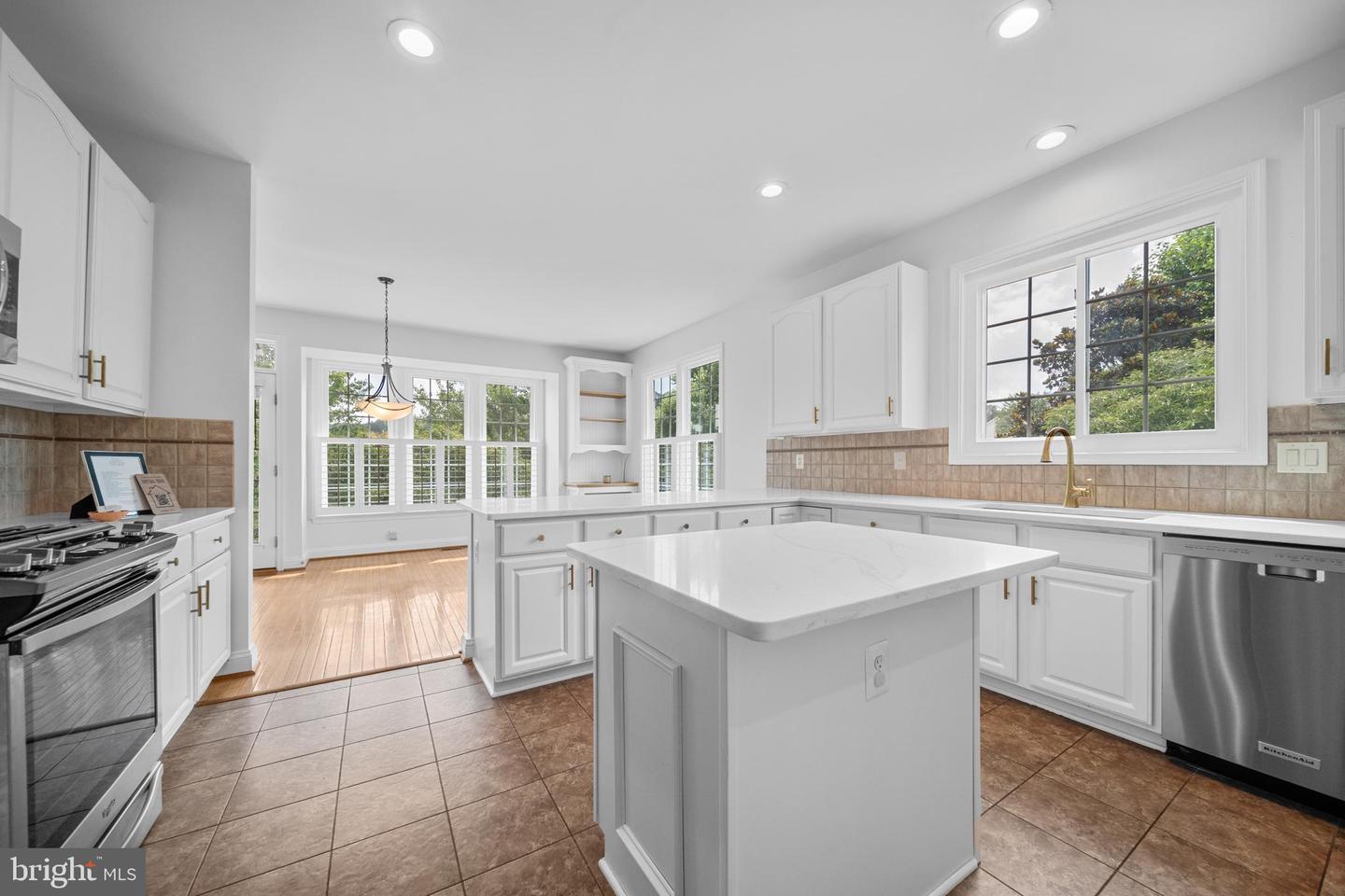6709 BUGLECALL PL, GAINESVILLE, Virginia 20155, 4 Bedrooms Bedrooms, ,3 BathroomsBathrooms,Residential,For sale,6709 BUGLECALL PL,VAPW2099750 MLS # VAPW2099750