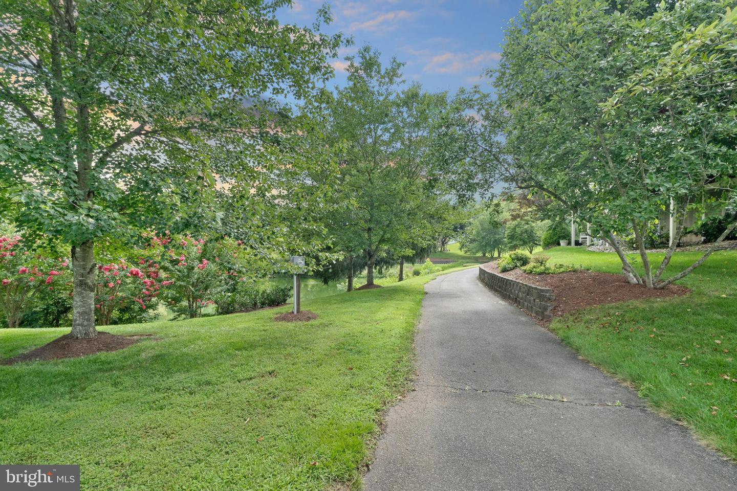 6709 BUGLECALL PL, GAINESVILLE, Virginia 20155, 4 Bedrooms Bedrooms, ,3 BathroomsBathrooms,Residential,For sale,6709 BUGLECALL PL,VAPW2099750 MLS # VAPW2099750