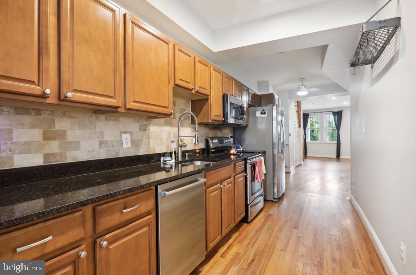 1359 FLORIDA AVE NE, WASHINGTON, District Of Columbia 20002, 2 Bedrooms Bedrooms, ,1 BathroomBathrooms,Residential,For sale,1359 FLORIDA AVE NE,DCDC2211588 MLS # DCDC2211588