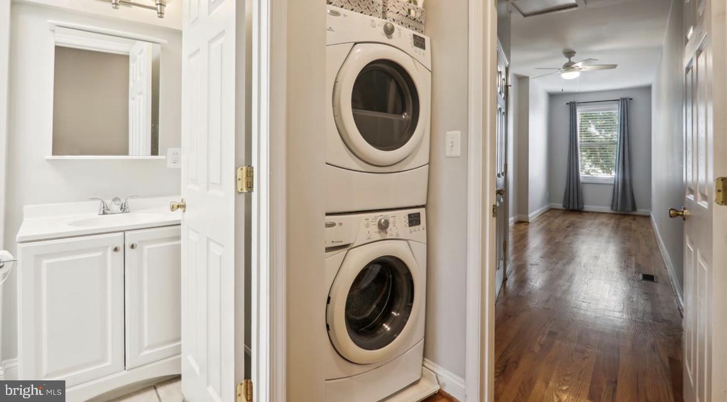1359 FLORIDA AVE NE, WASHINGTON, District Of Columbia 20002, 2 Bedrooms Bedrooms, ,1 BathroomBathrooms,Residential,For sale,1359 FLORIDA AVE NE,DCDC2211588 MLS # DCDC2211588