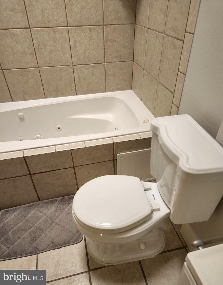 1359 FLORIDA AVE NE, WASHINGTON, District Of Columbia 20002, 2 Bedrooms Bedrooms, ,1 BathroomBathrooms,Residential,For sale,1359 FLORIDA AVE NE,DCDC2211588 MLS # DCDC2211588