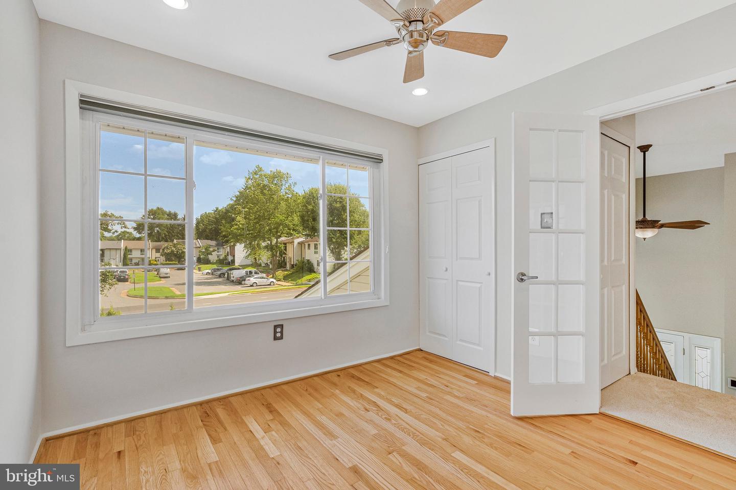 116 SUGARLAND RUN DR, STERLING, Virginia 20164, 4 Bedrooms Bedrooms, 6 Rooms Rooms,2 BathroomsBathrooms,Residential,For sale,116 SUGARLAND RUN DR,VALO2102940 MLS # VALO2102940
