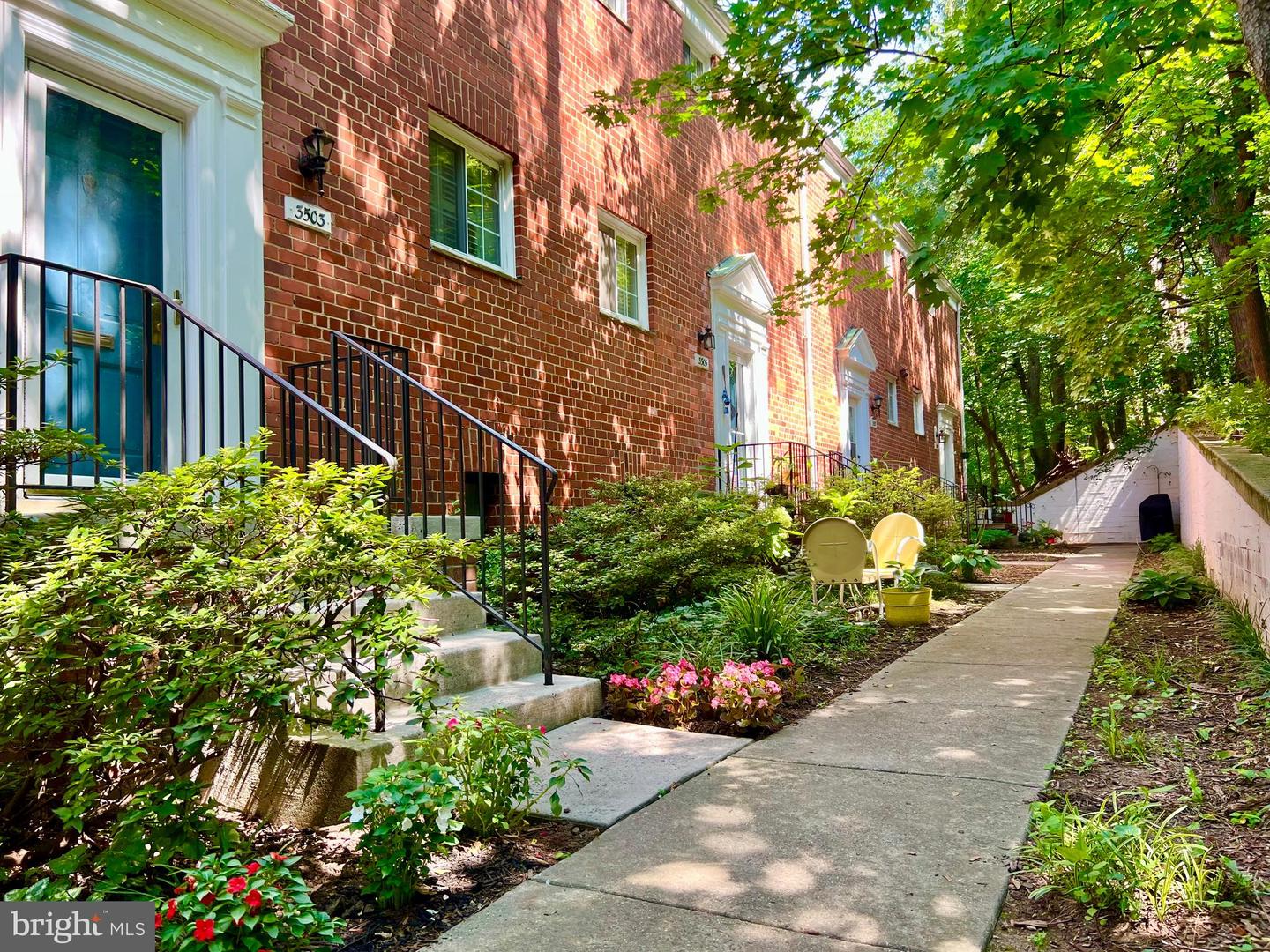 3503 VALLEY DR, ALEXANDRIA, Virginia 22302, 2 Bedrooms Bedrooms, ,1 BathroomBathrooms,Residential,For sale,3503 VALLEY DR,VAAX2047738 MLS # VAAX2047738